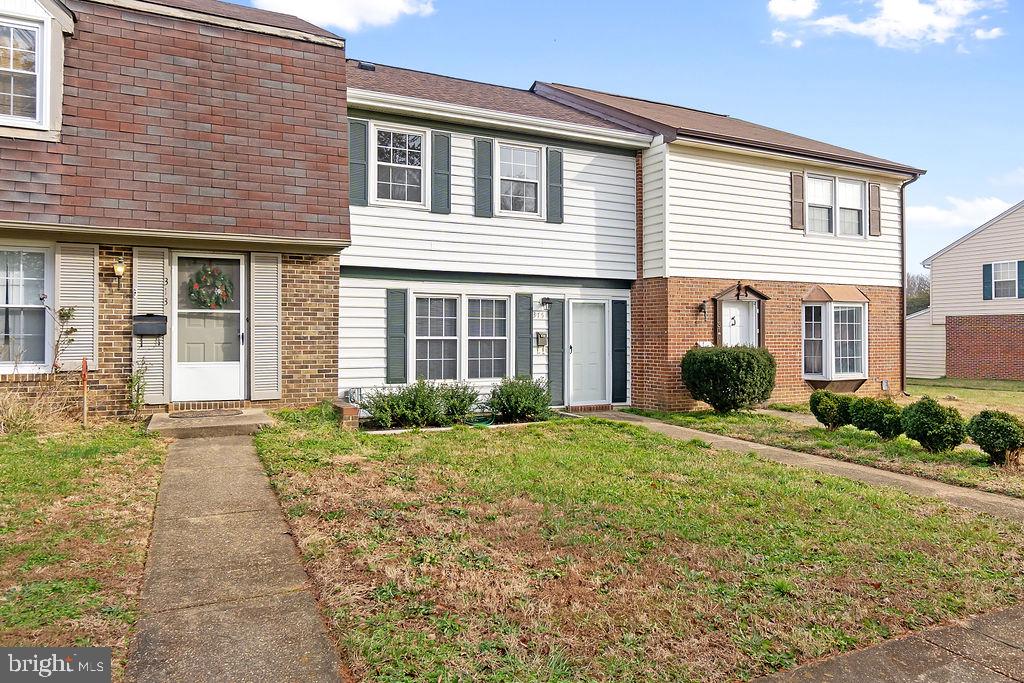 BERKELEY VILLAGE - Residential