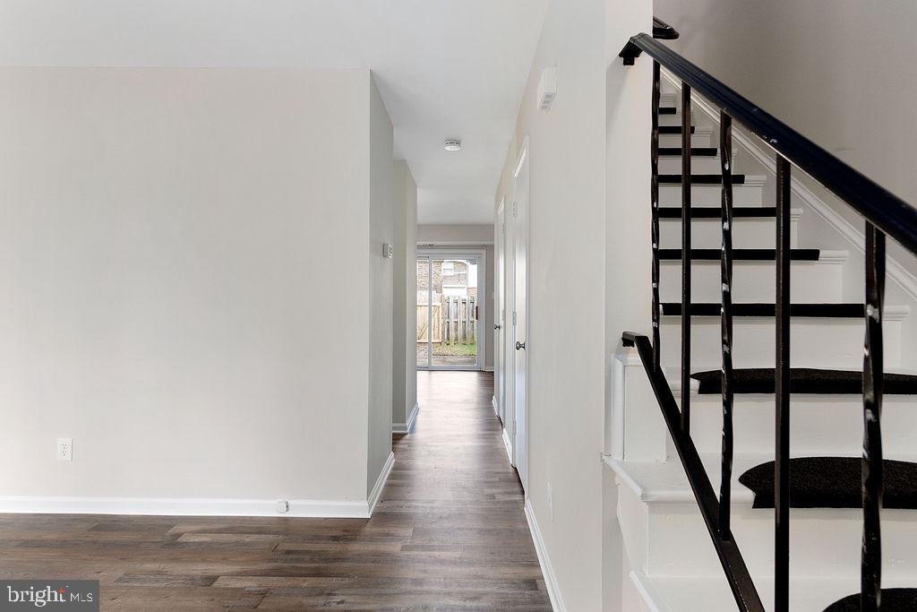 BERKELEY VILLAGE - Residential