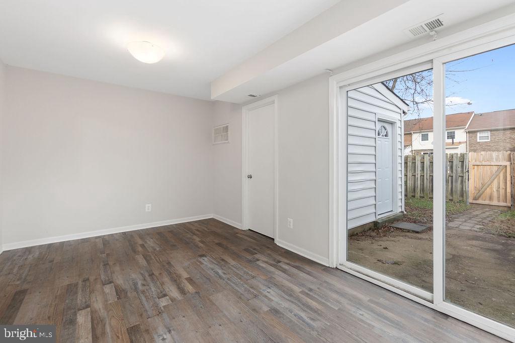 BERKELEY VILLAGE - Residential