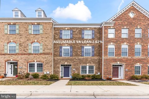 Townhouse For Sale - 14508 Cannock Chase<br/> LAUREL, MD 20707
