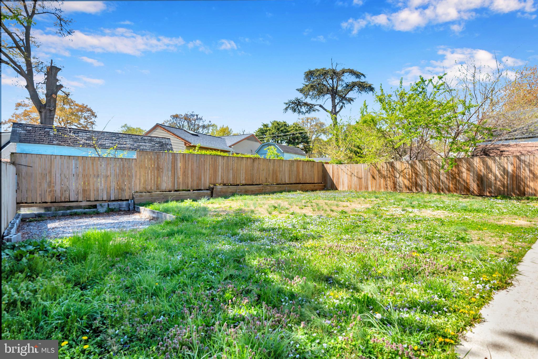 BUCK LODGE - Residential
