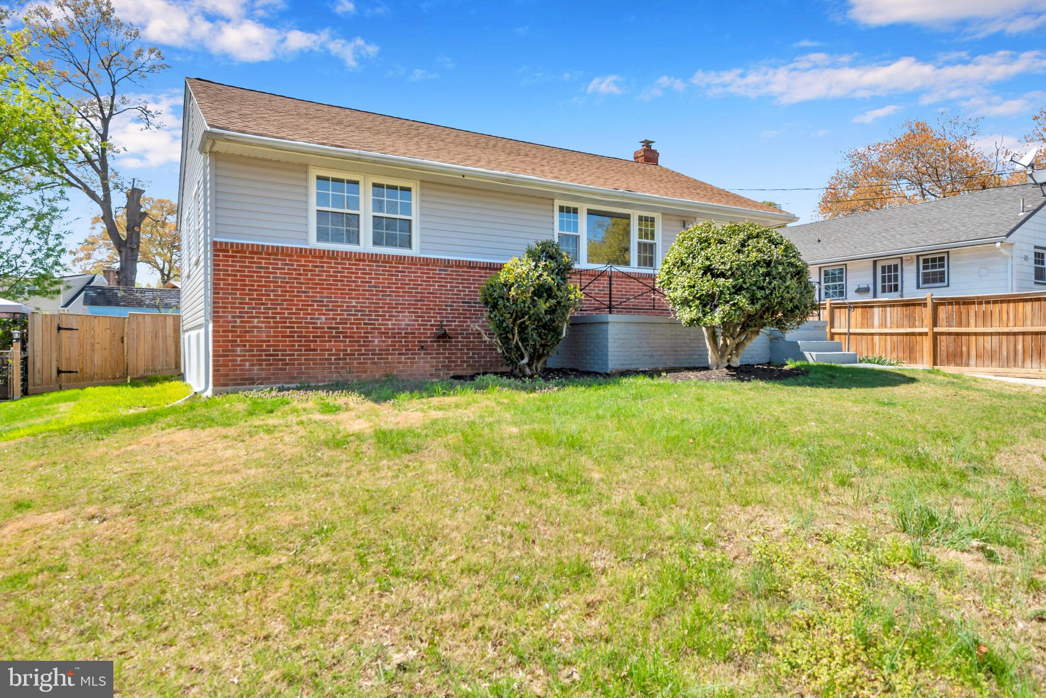 BUCK LODGE - Residential