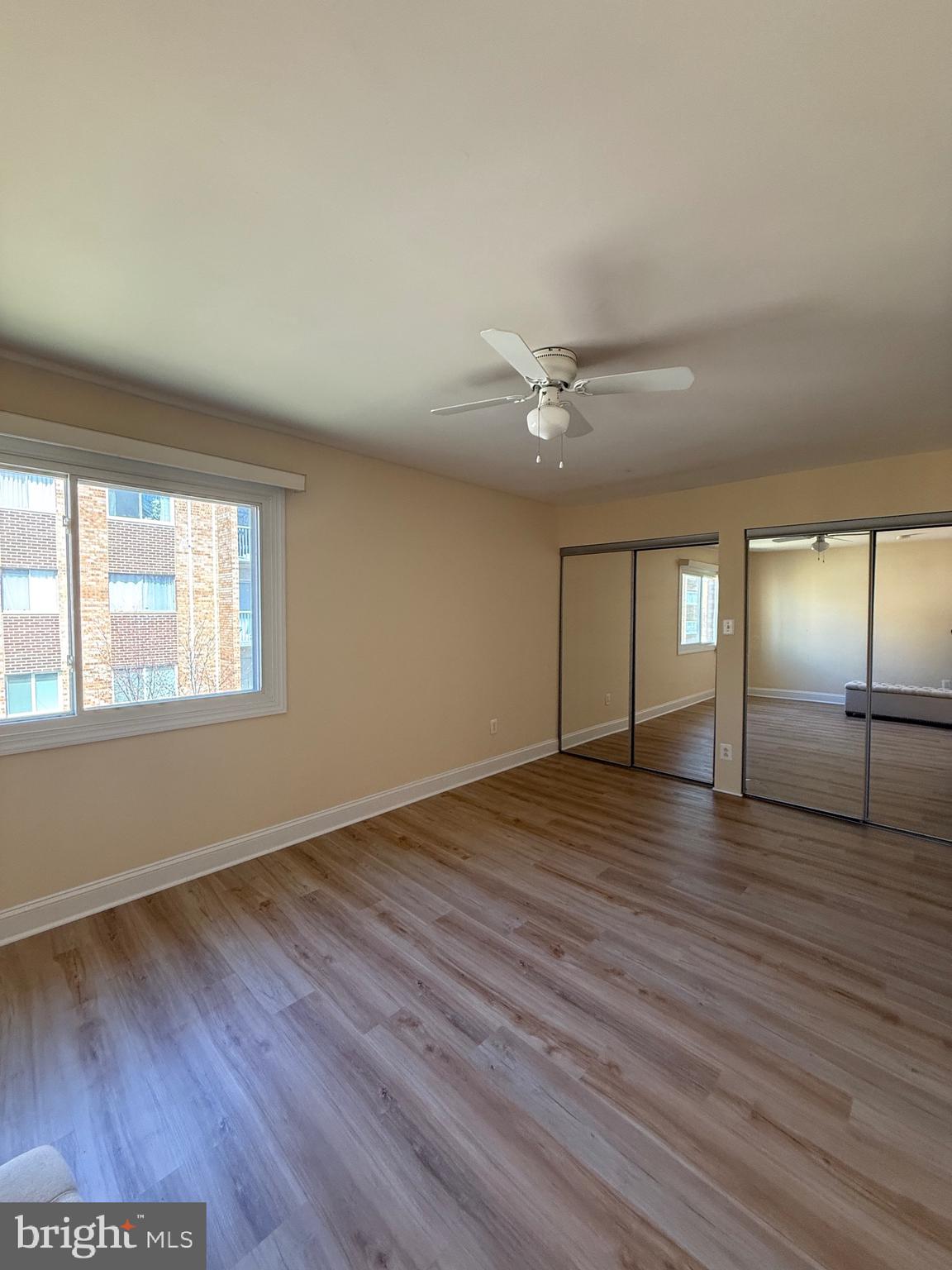 YORKTOWNE SQUARE - Residential Lease