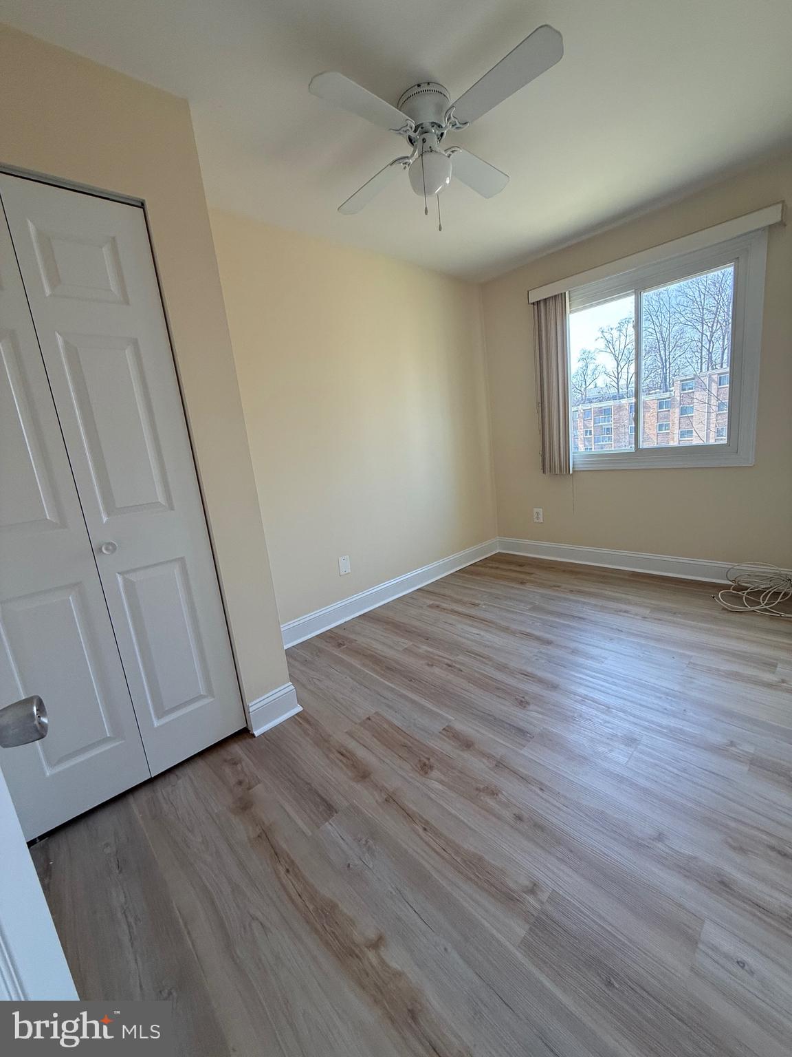 YORKTOWNE SQUARE - Residential Lease