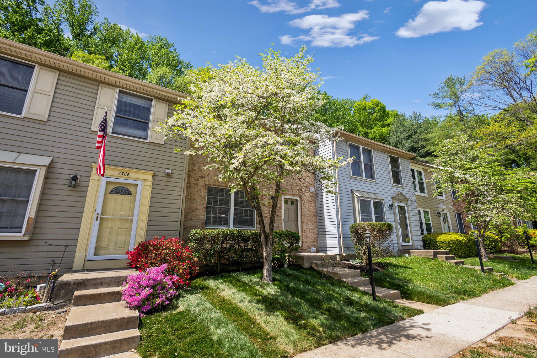 POHICK VILLAGE - Residential Lease