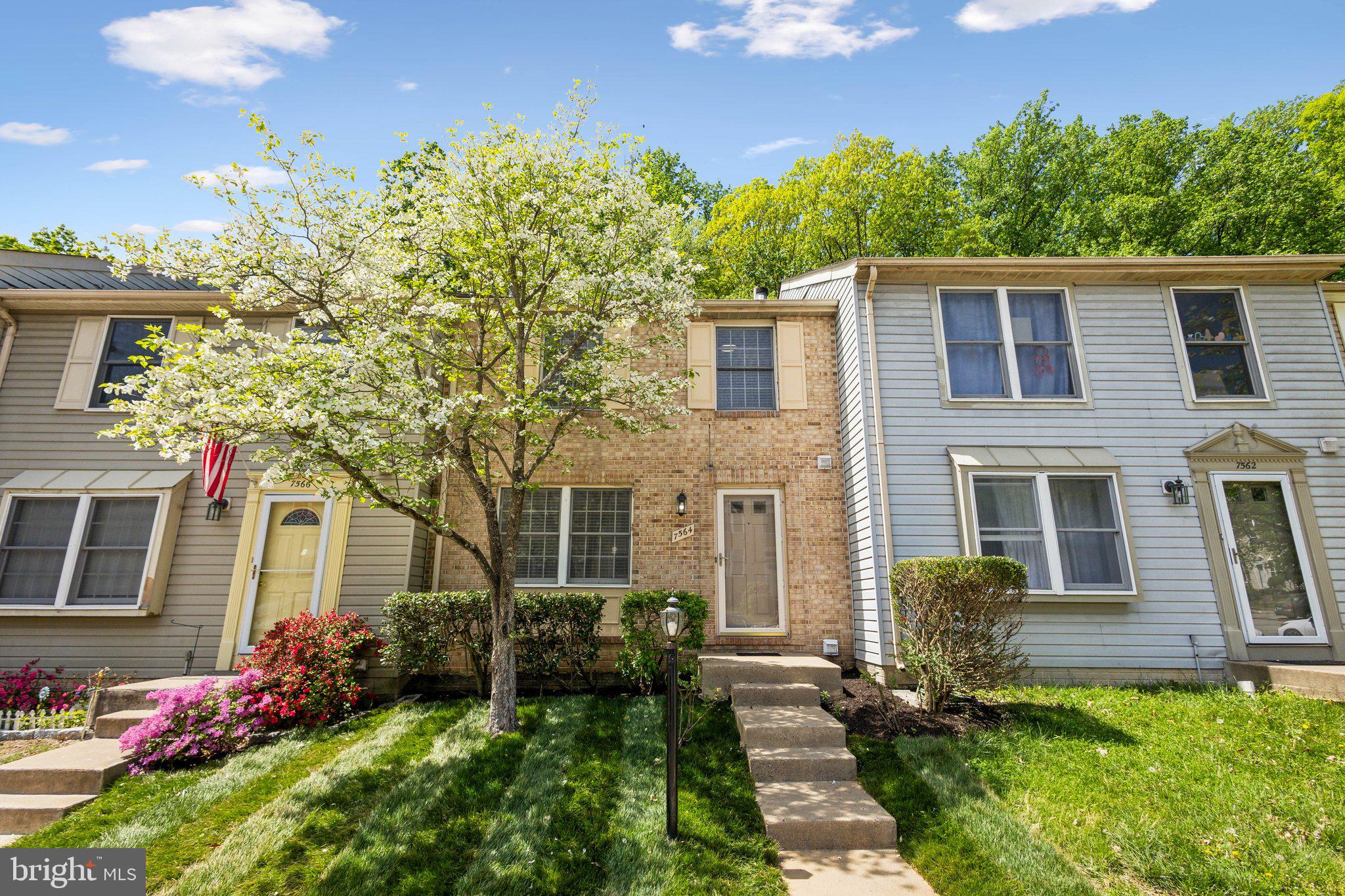 POHICK VILLAGE - Residential Lease