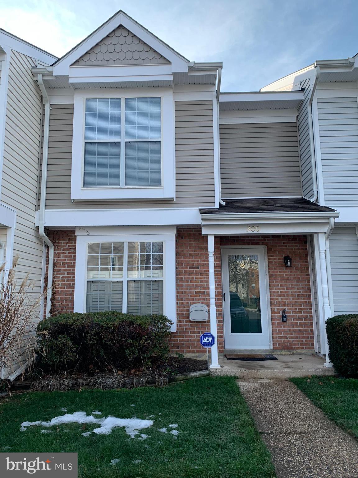 300 SEDGEMOOR SQUARE