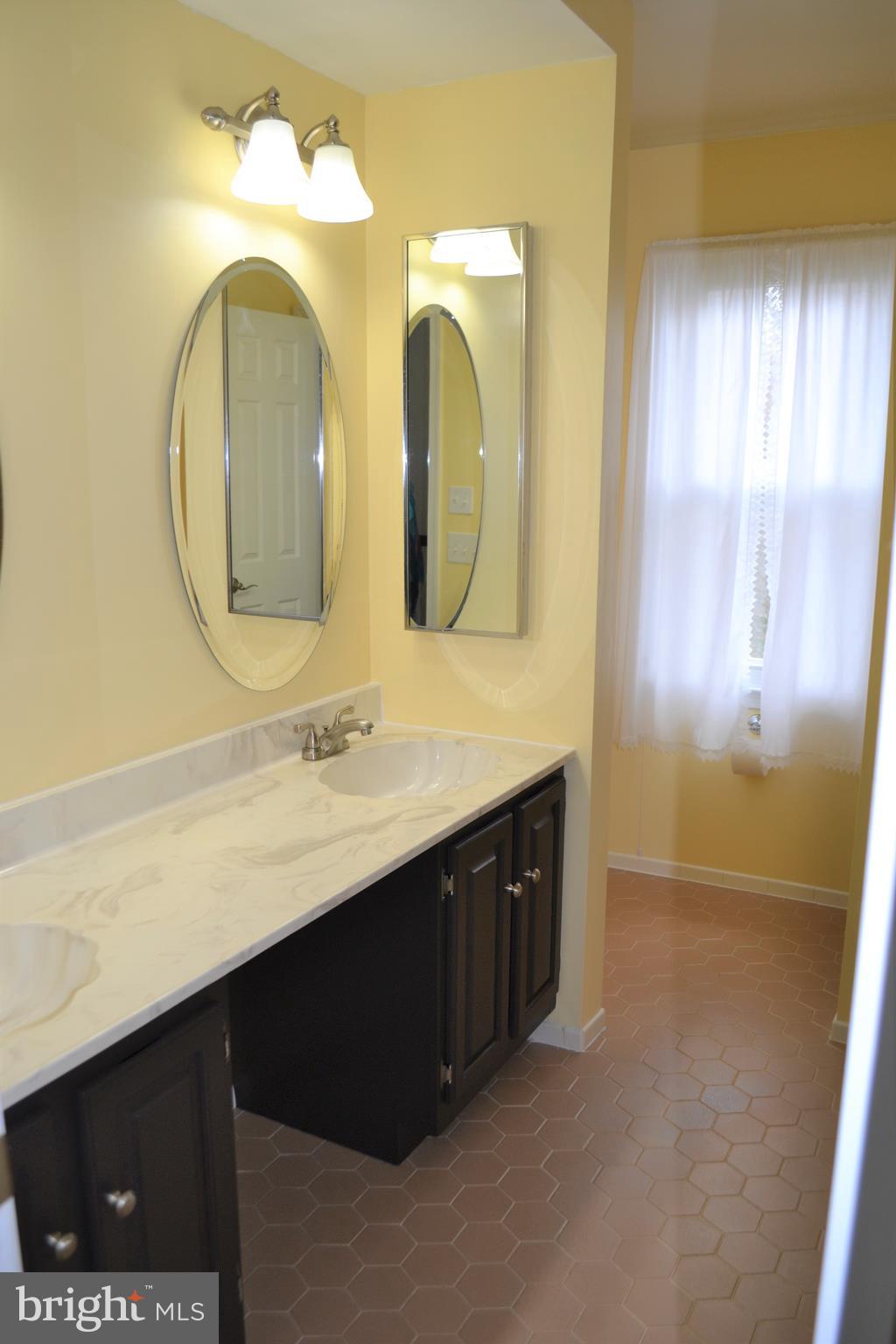 ROLLING FOREST - Residential