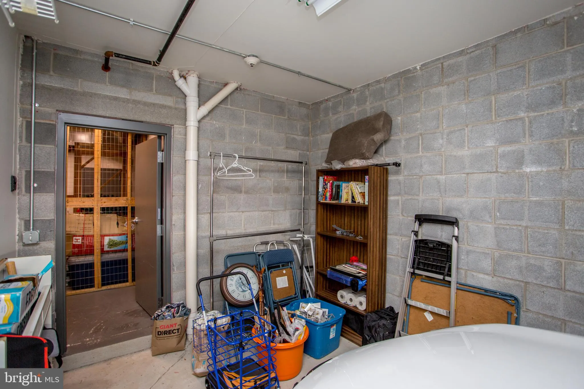 Warrington, Pennsylvania 18976, United States, 2 Bedrooms Bedrooms, ,2 BathroomsBathrooms,Residential,Pending,8549