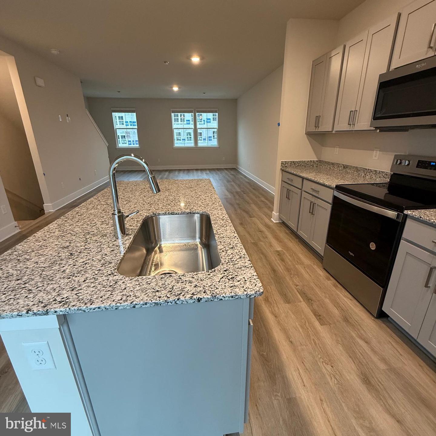 154 MUNSEE CIRCLE