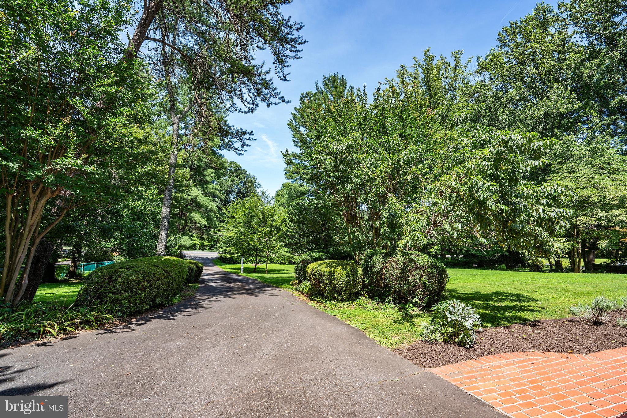 7821 OLD DOMINION DRIVE