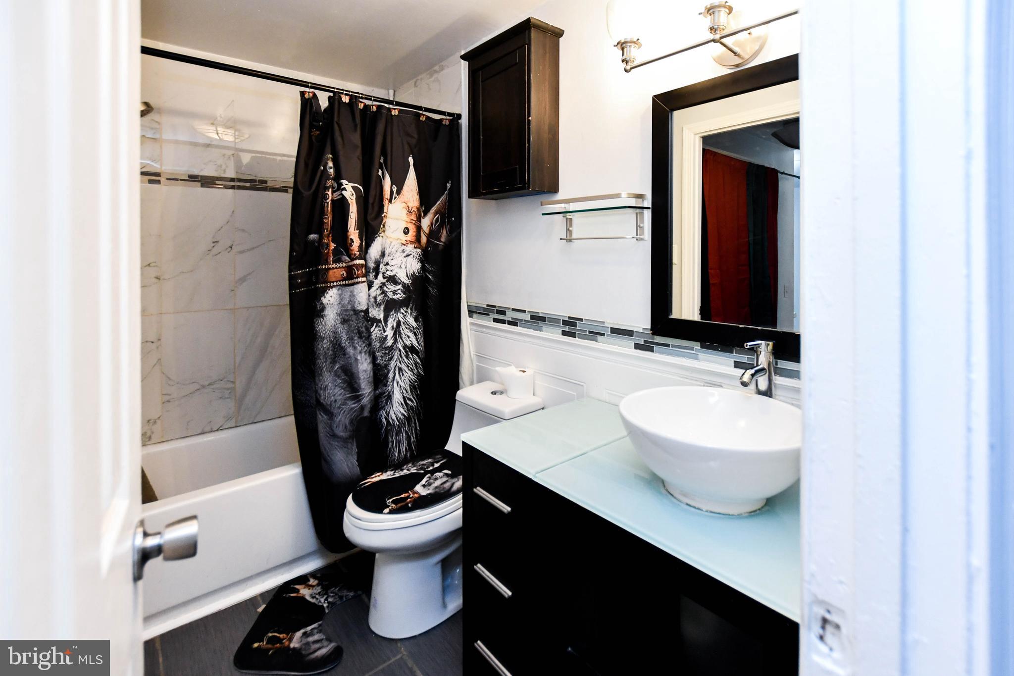 ST CHARLES SUB - WAKEFIELD - Residential Lease