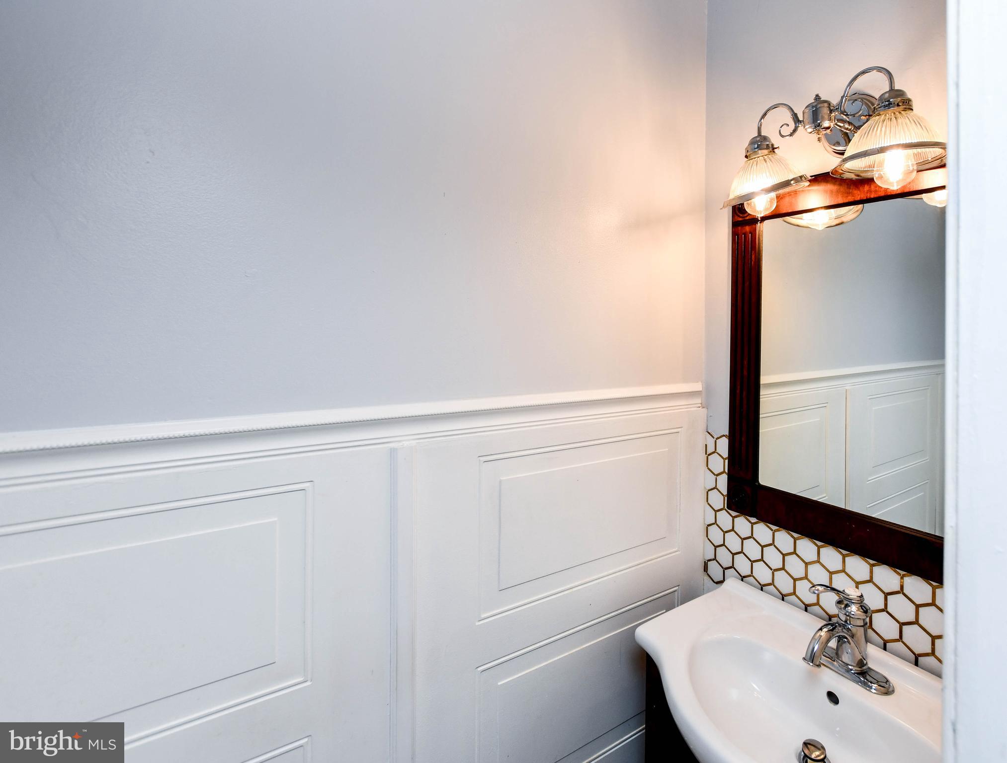 ST CHARLES SUB - WAKEFIELD - Residential Lease