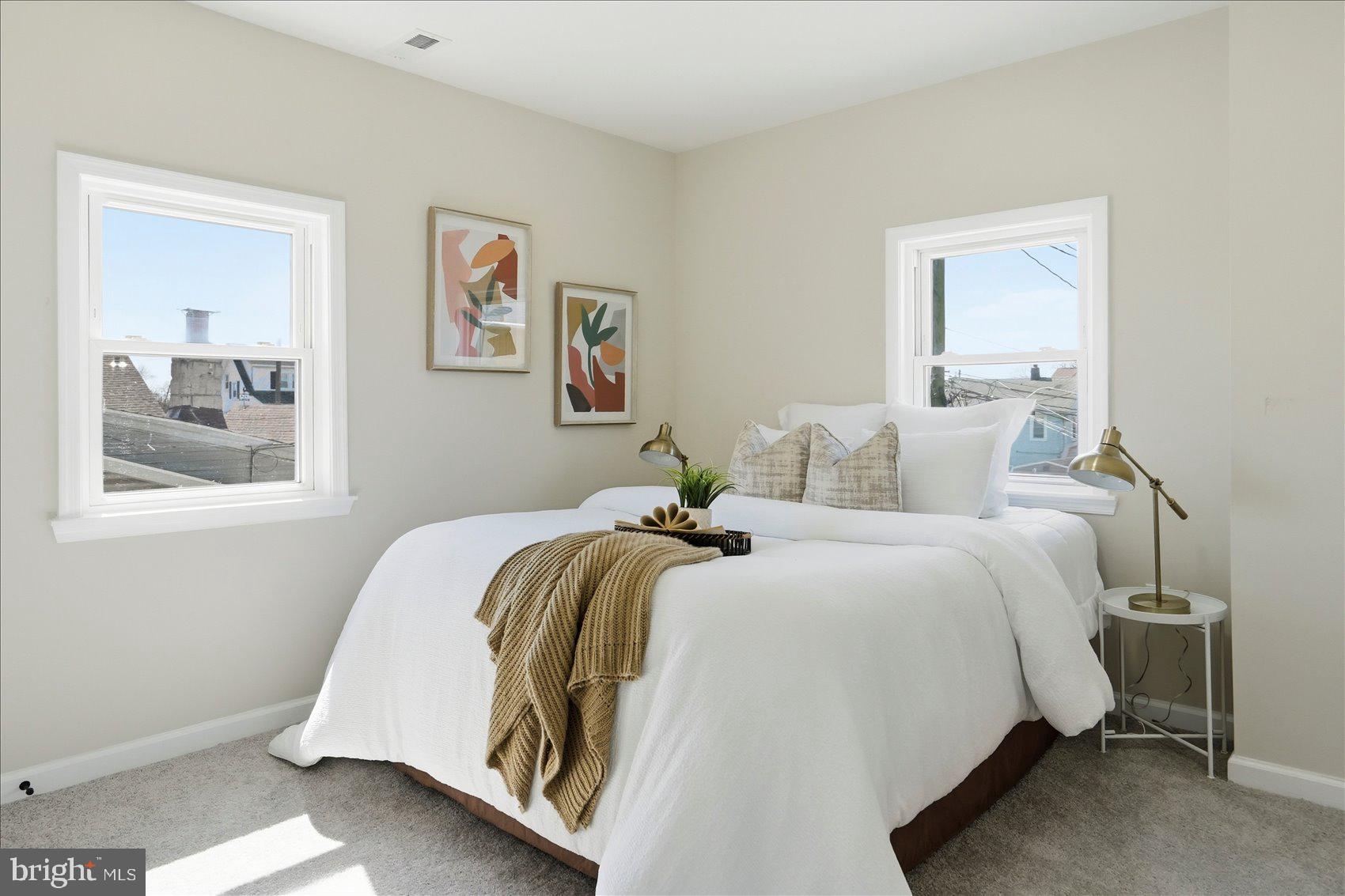 LORRAINE PARK - Residential