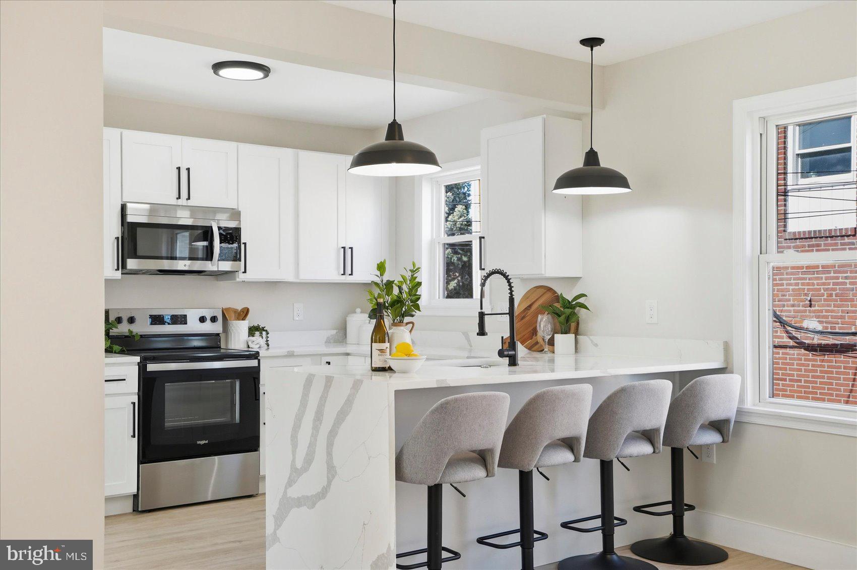 LORRAINE PARK - Residential