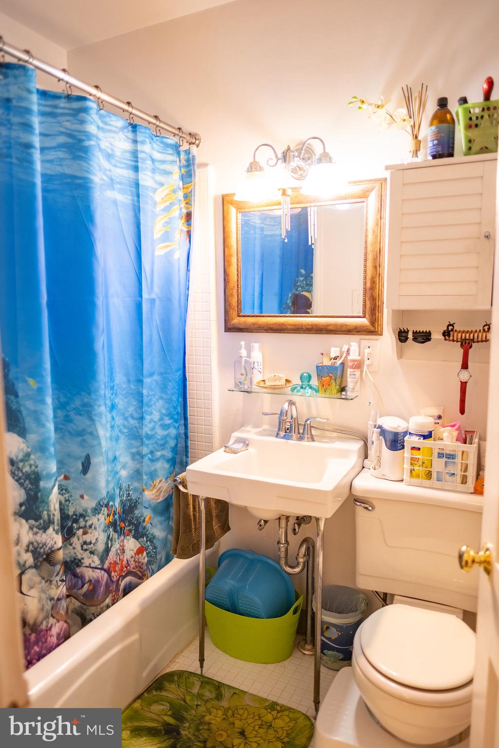 WASHINGTON SQ WEST - Residential