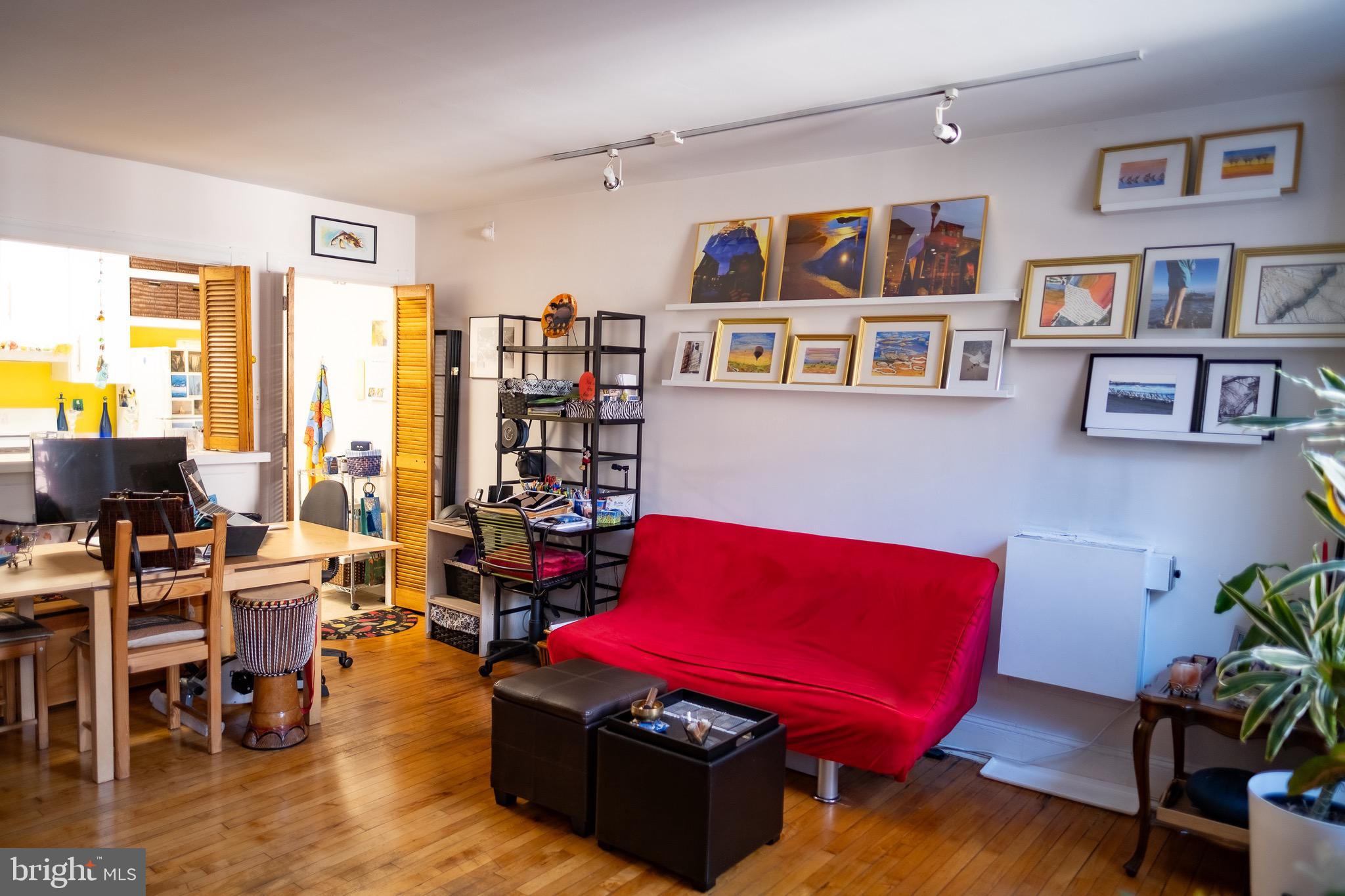 WASHINGTON SQ WEST - Residential