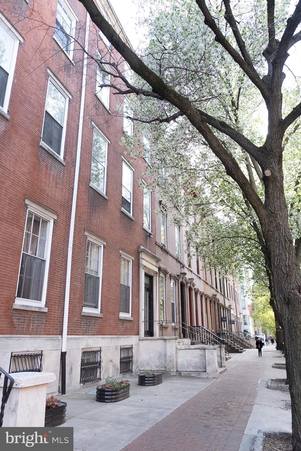 1008 SPRUCE STREET 20 22