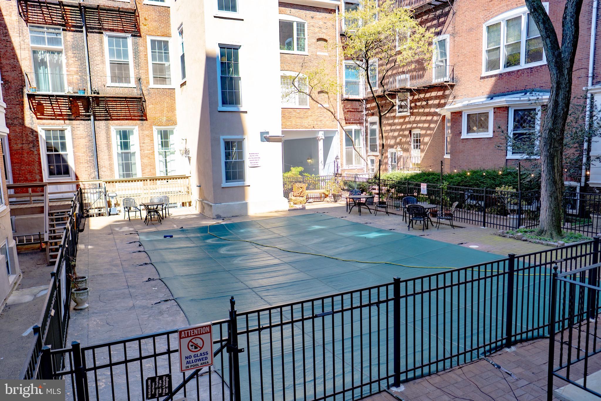 WASHINGTON SQ WEST - Residential