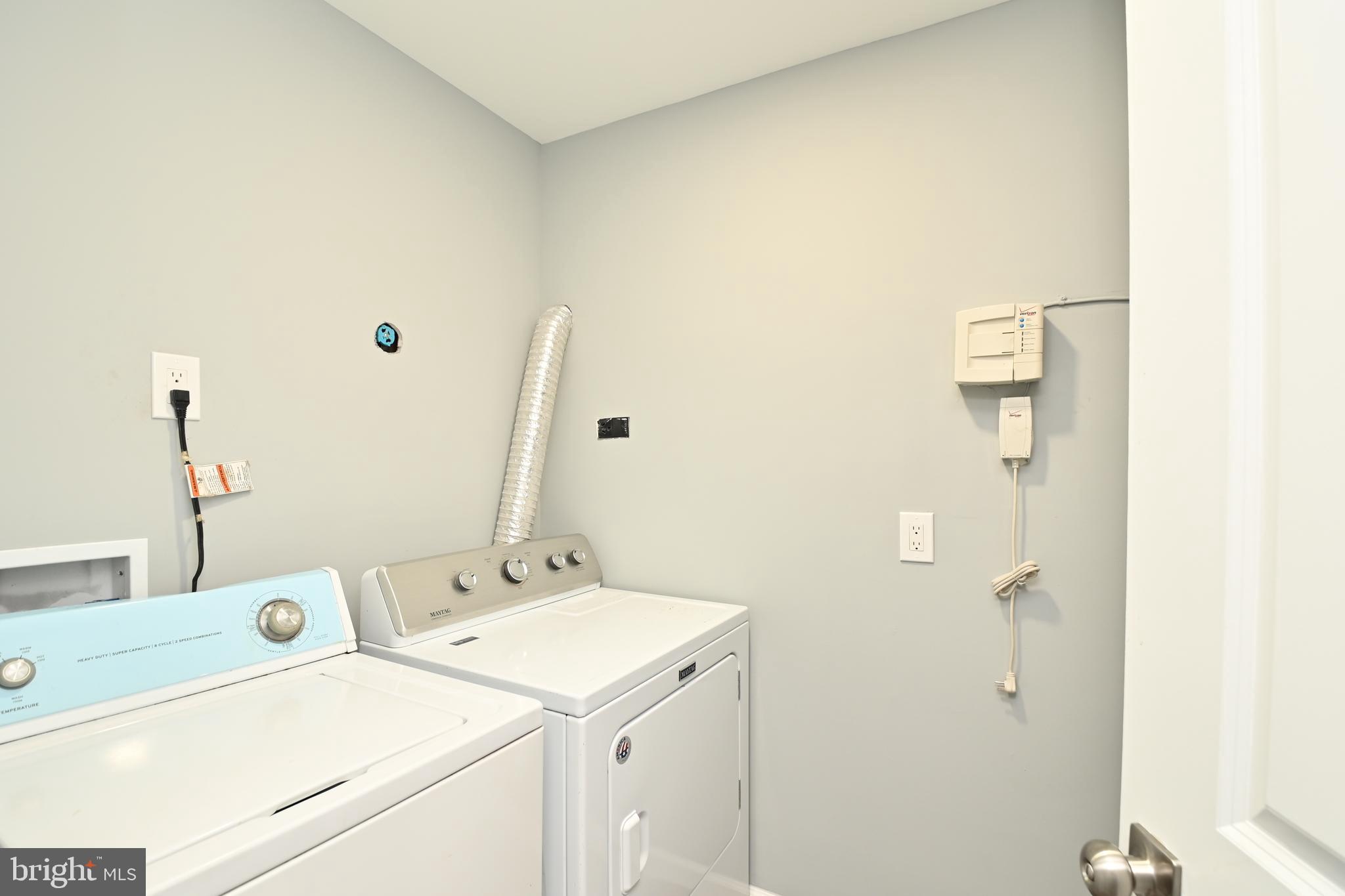 BURGUNDY VILLAGE - Residential