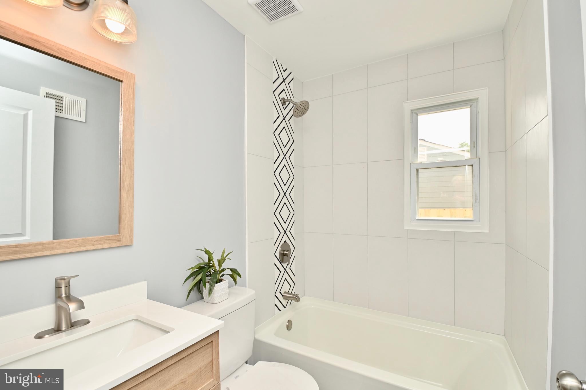 BURGUNDY VILLAGE - Residential