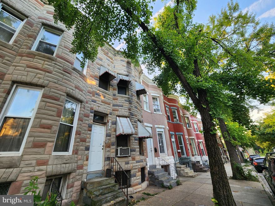ONLINE AUCTION: Bidding begins 11/13/2025 @ 10:00 AM. Bidding ends 11/17/2025 @ 11:50 AM. List Price is Suggested Opening Bid. Deposit: $5,000.
 
This two-story townhouse is located in the Auchentoroly–Parkwood neighborhood of Baltimore City. Residents can enjoy the nearby attractions such as Druid Hill Park, Coppin State University, and Mondawmin Mall. The property is vacant. Access to vital traffic routes is provided by nearby Reisterstown Road and North Monroe Street, offering connections across the area.