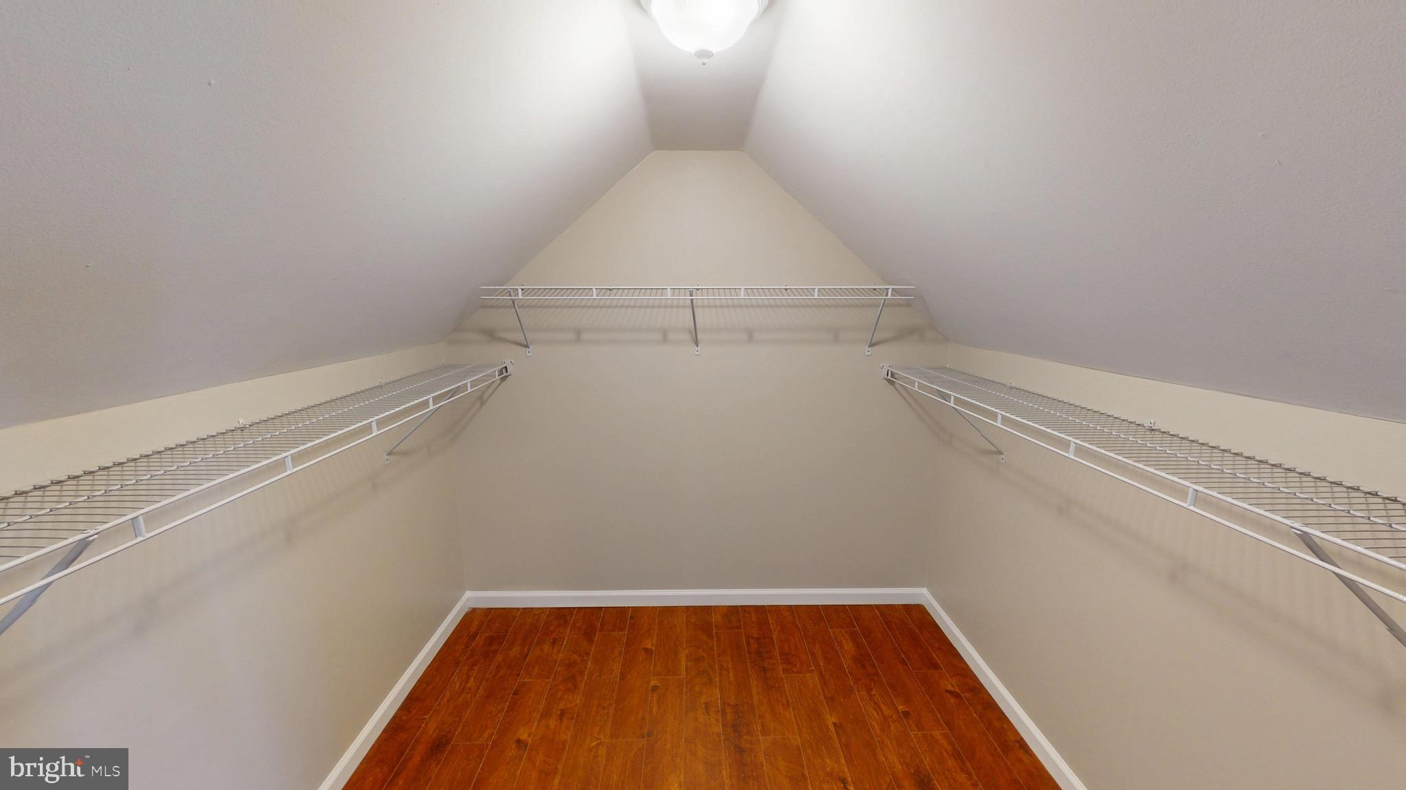 ASHFORD - Residential