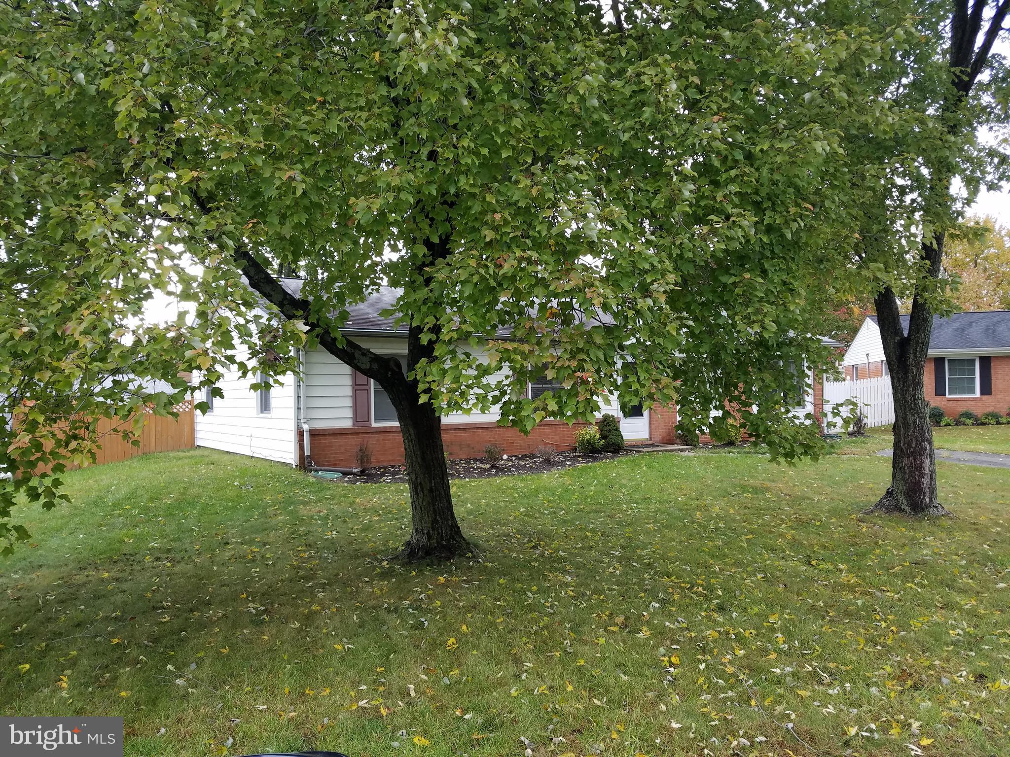 STERLING - Residential Lease