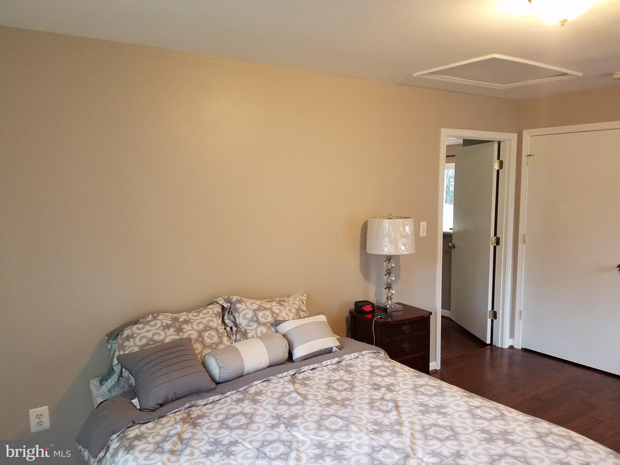 STERLING - Residential Lease