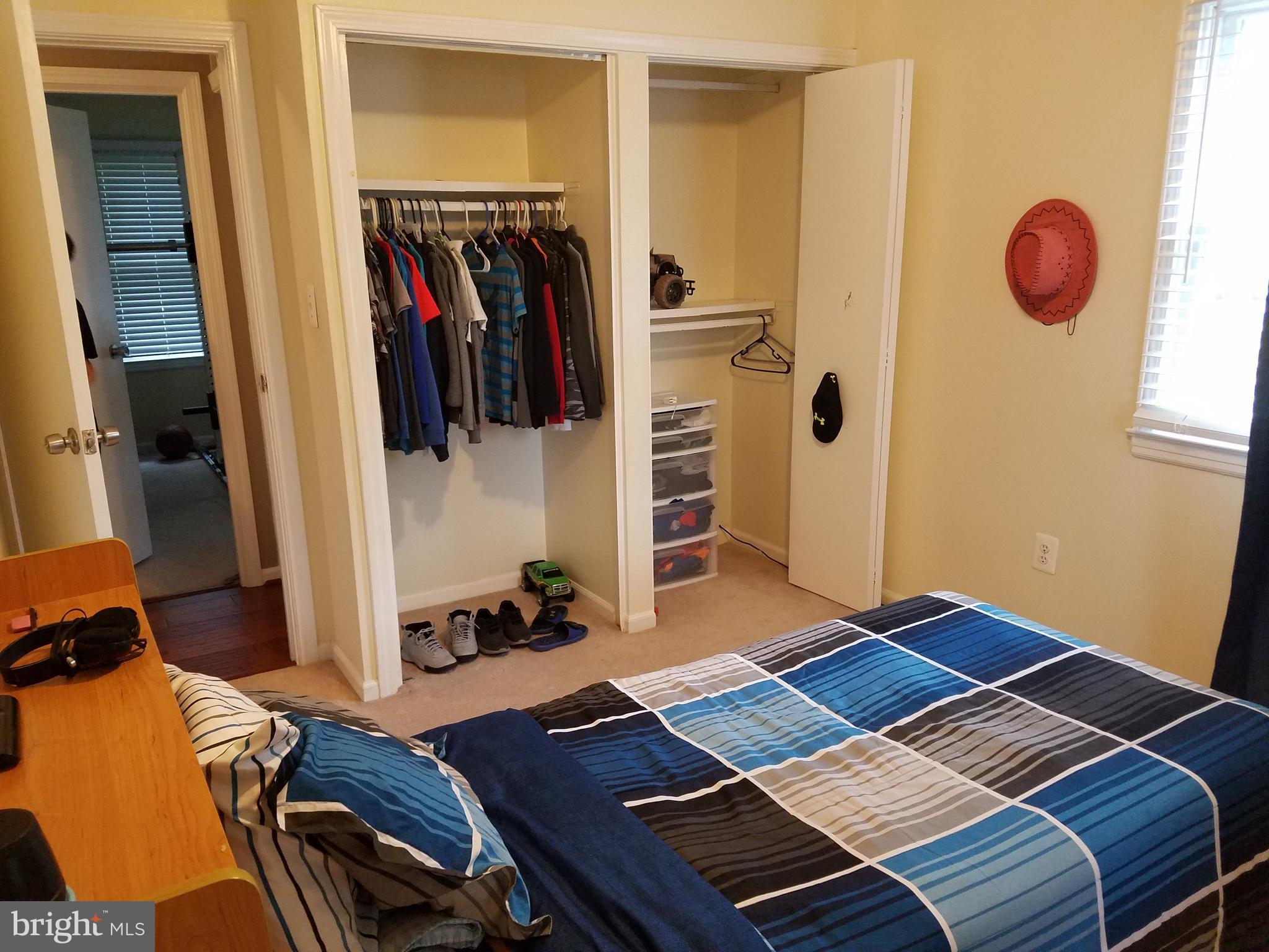 STERLING - Residential Lease