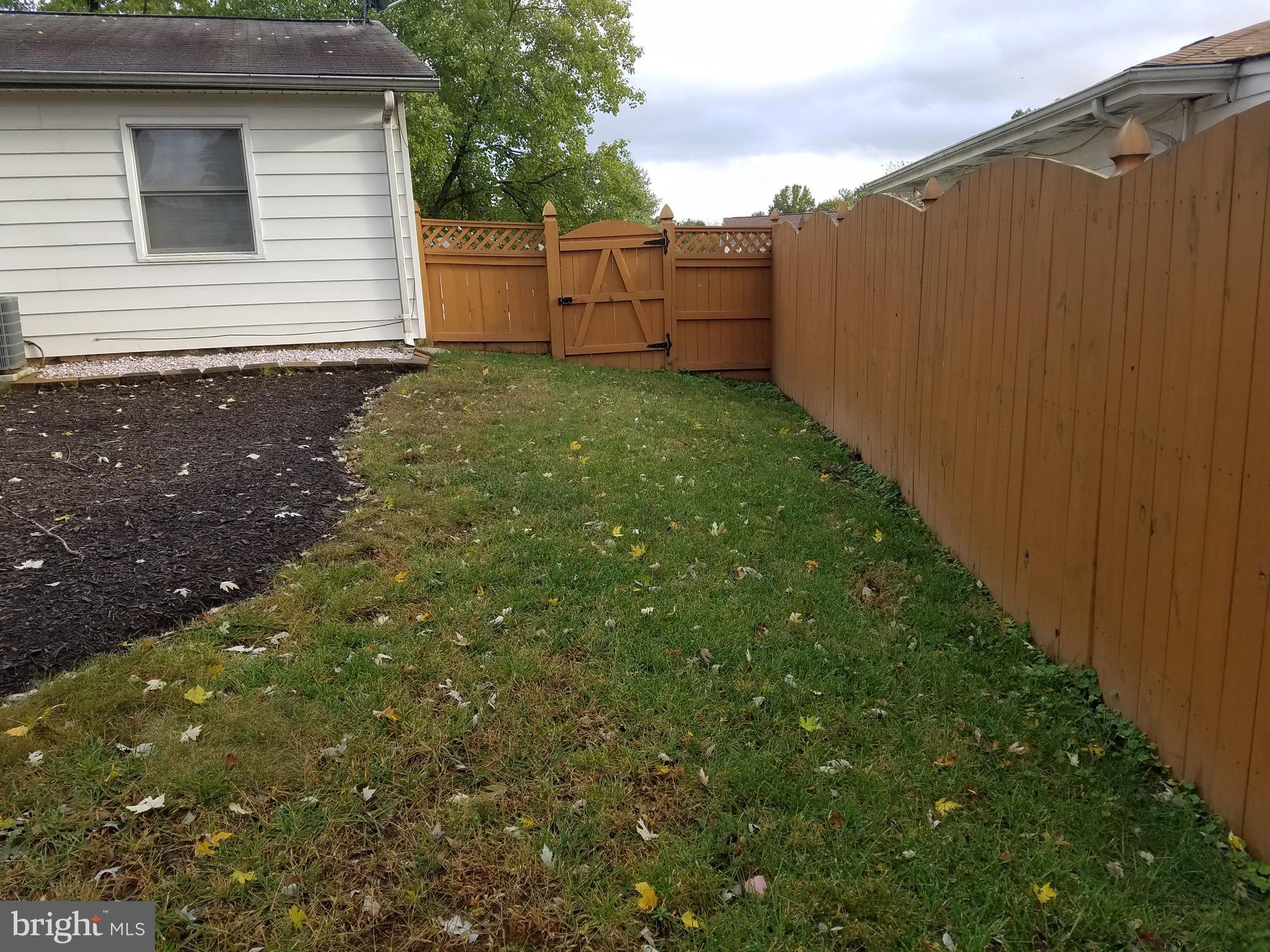 STERLING - Residential Lease