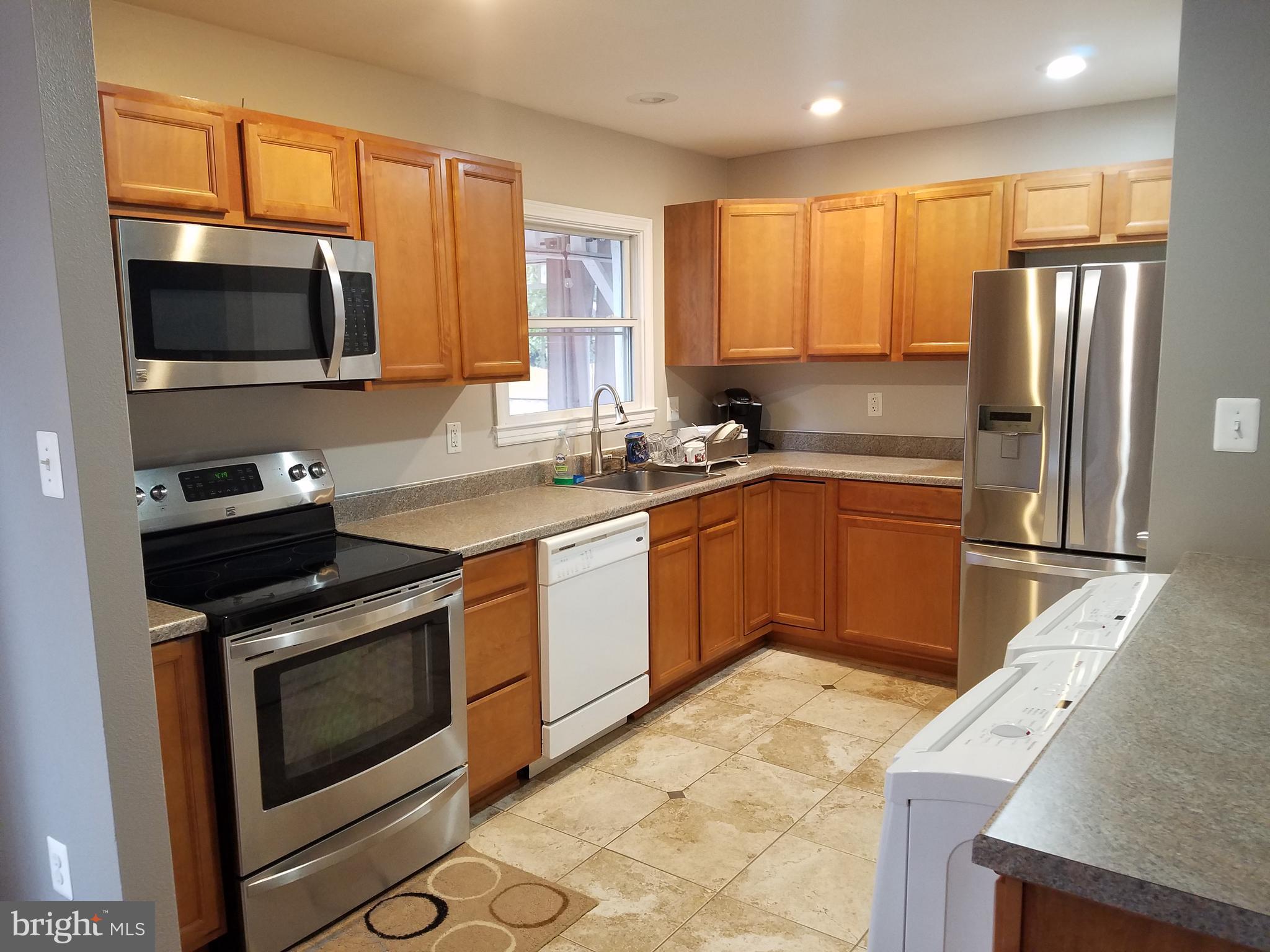 STERLING - Residential Lease