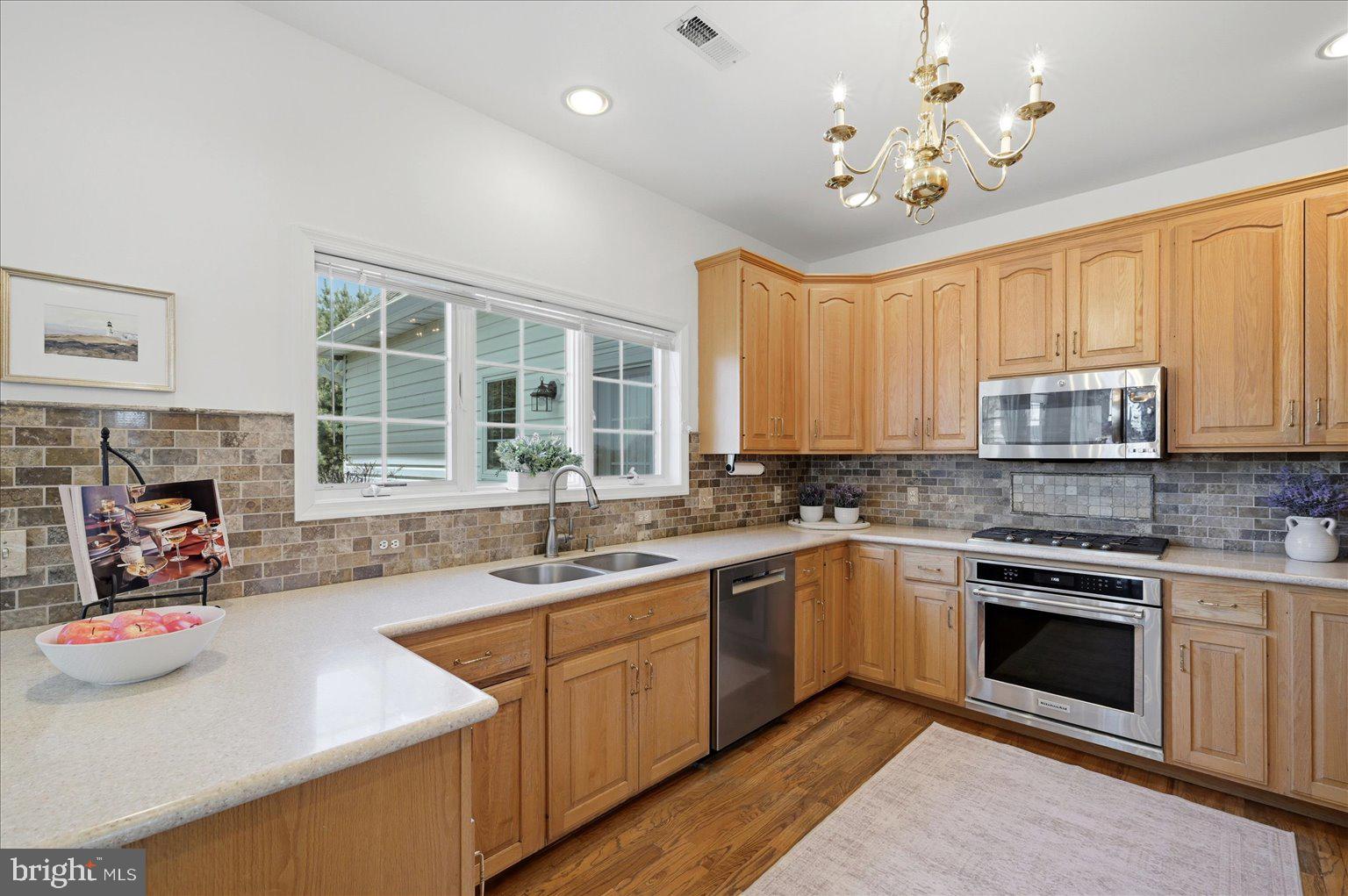 WASH & LEE UNIV - Residential