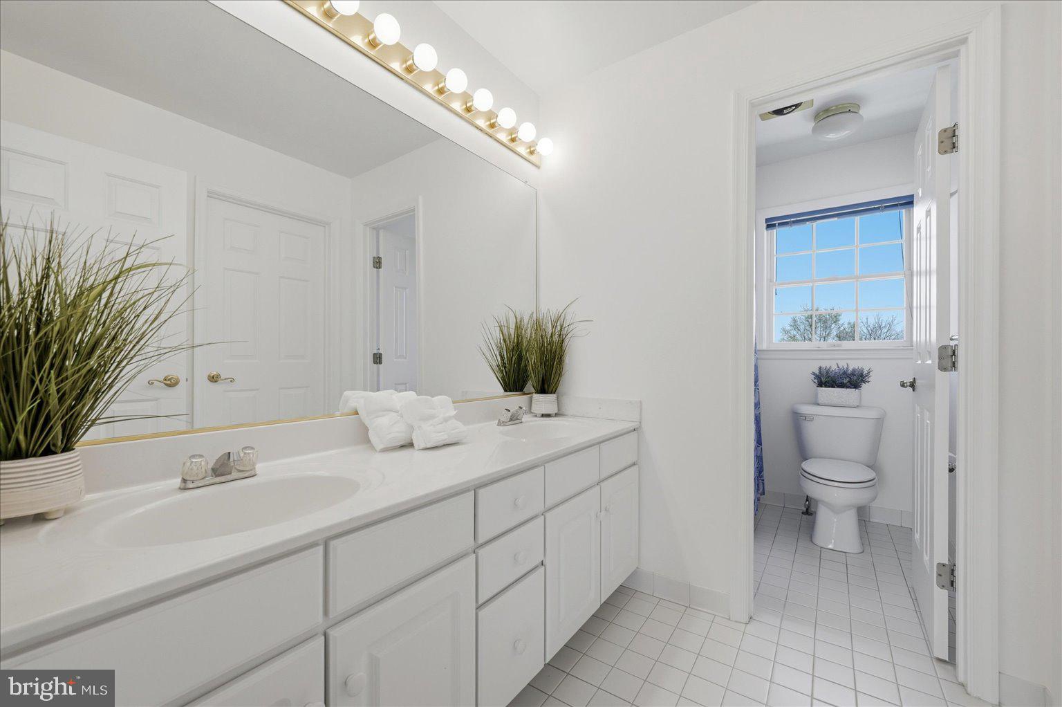 WASH & LEE UNIV - Residential