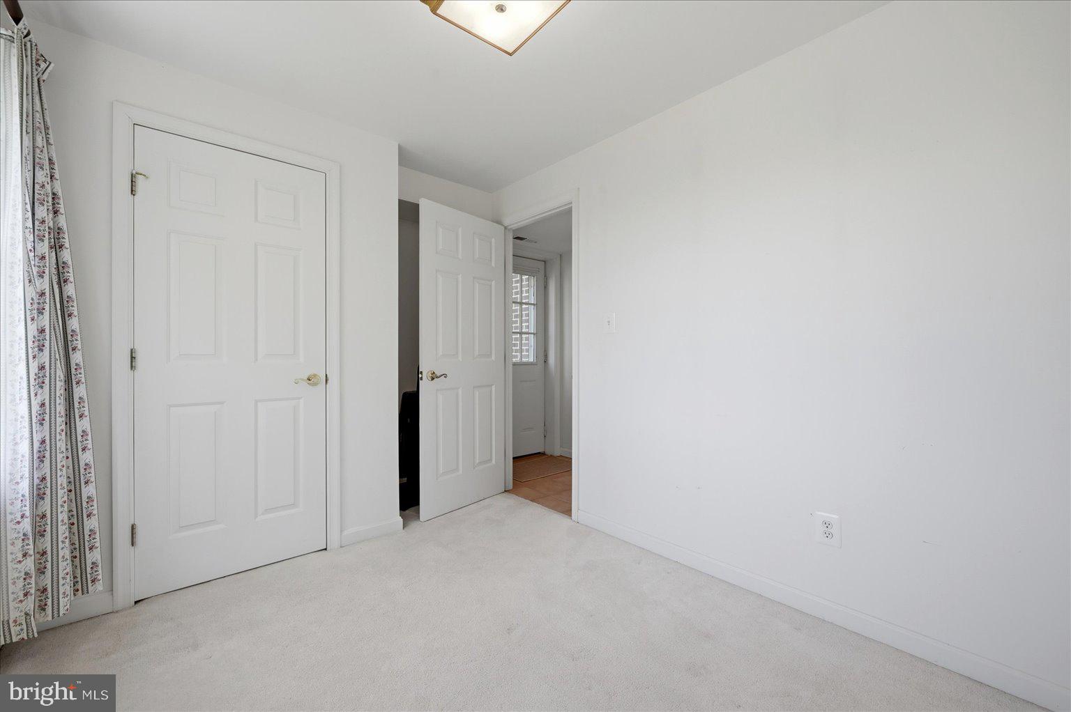 WASH & LEE UNIV - Residential