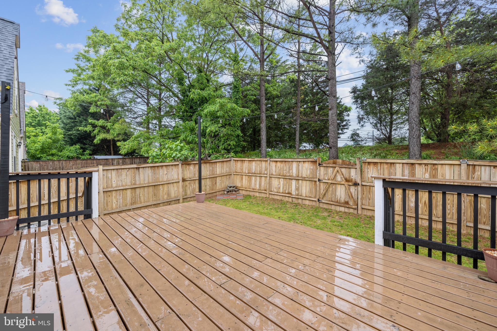 SENECA CROSSING - Residential