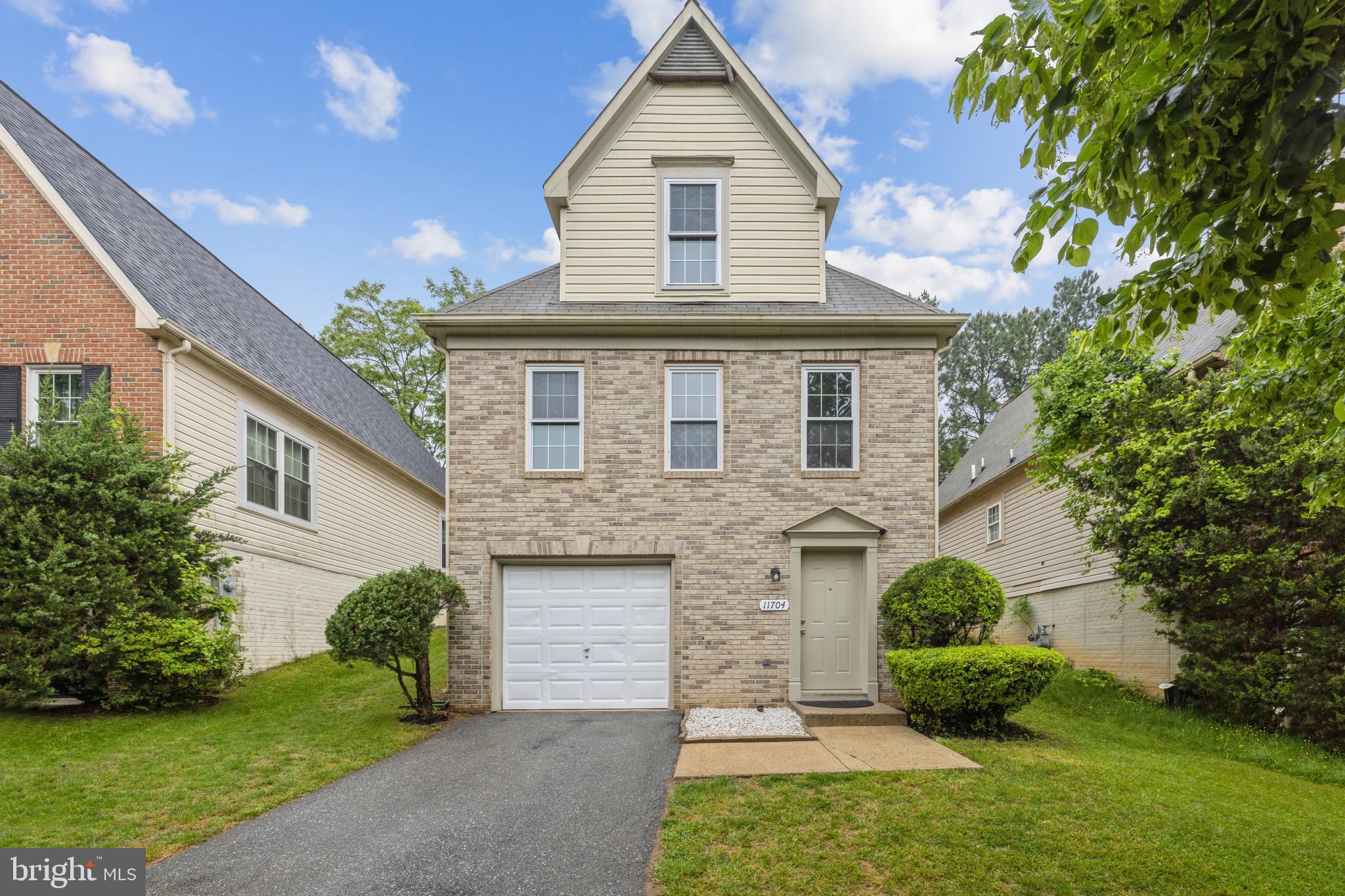 SENECA CROSSING - Residential