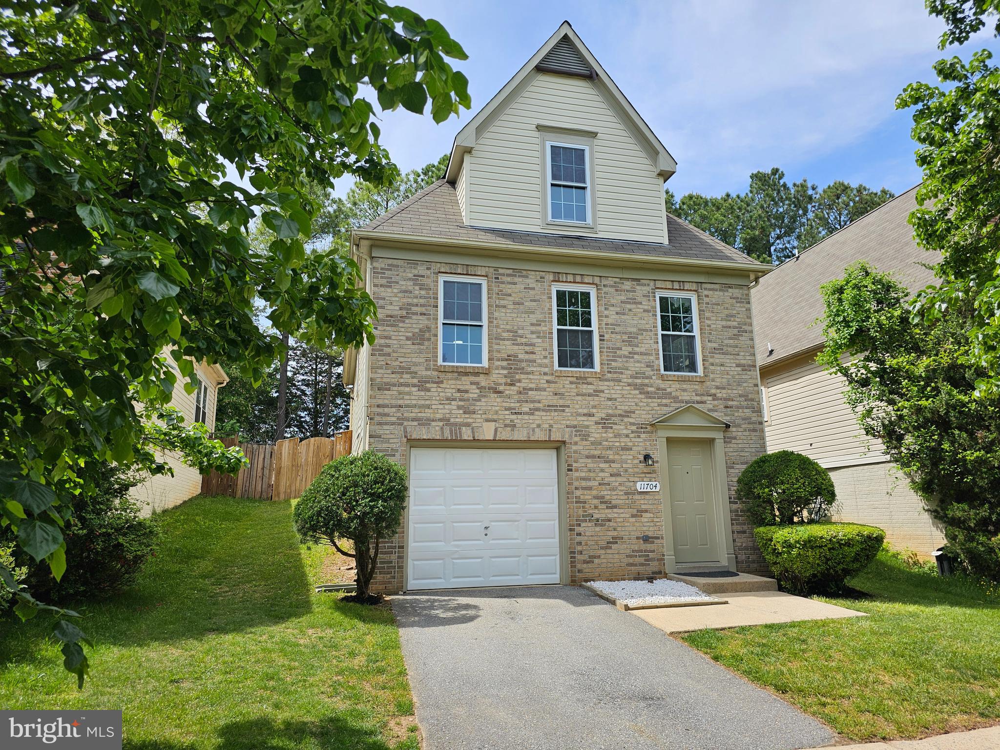 SENECA CROSSING - Residential