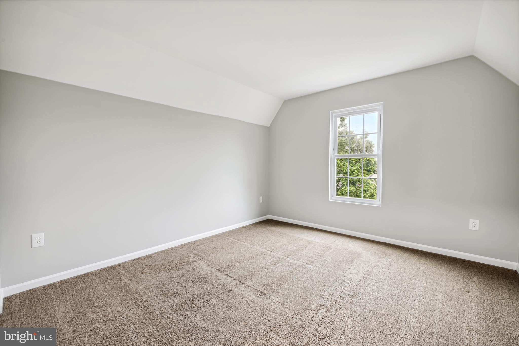 SENECA CROSSING - Residential