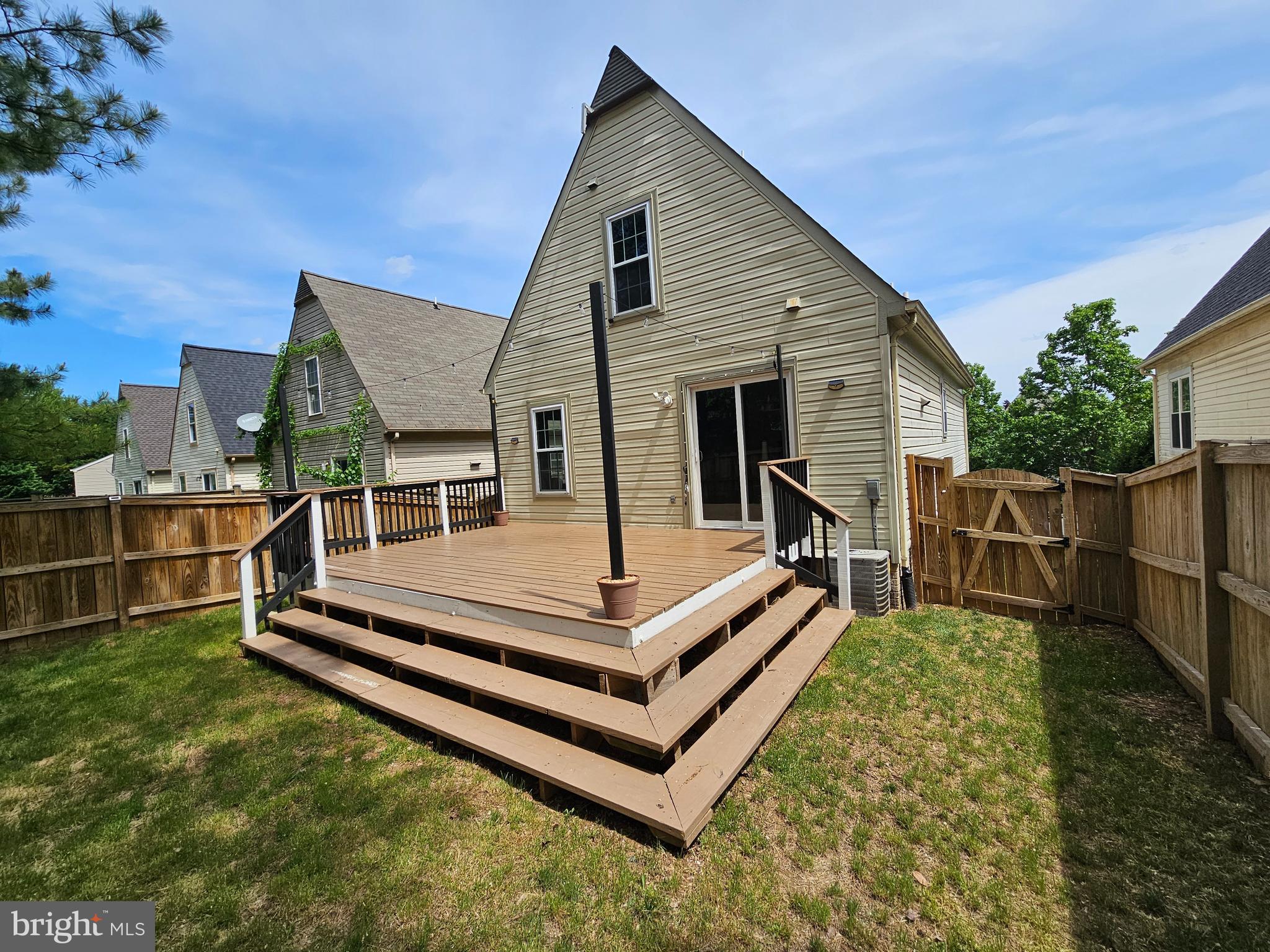 SENECA CROSSING - Residential