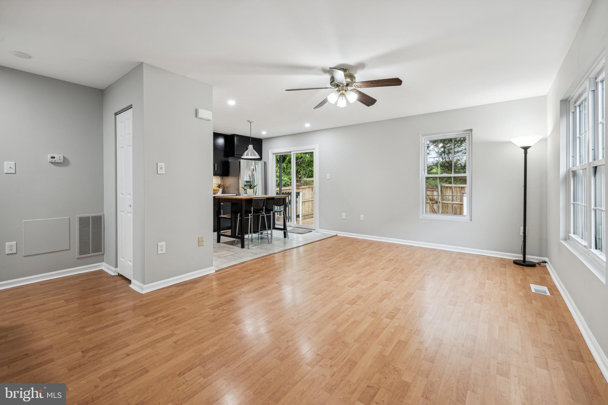 SENECA CROSSING - Residential