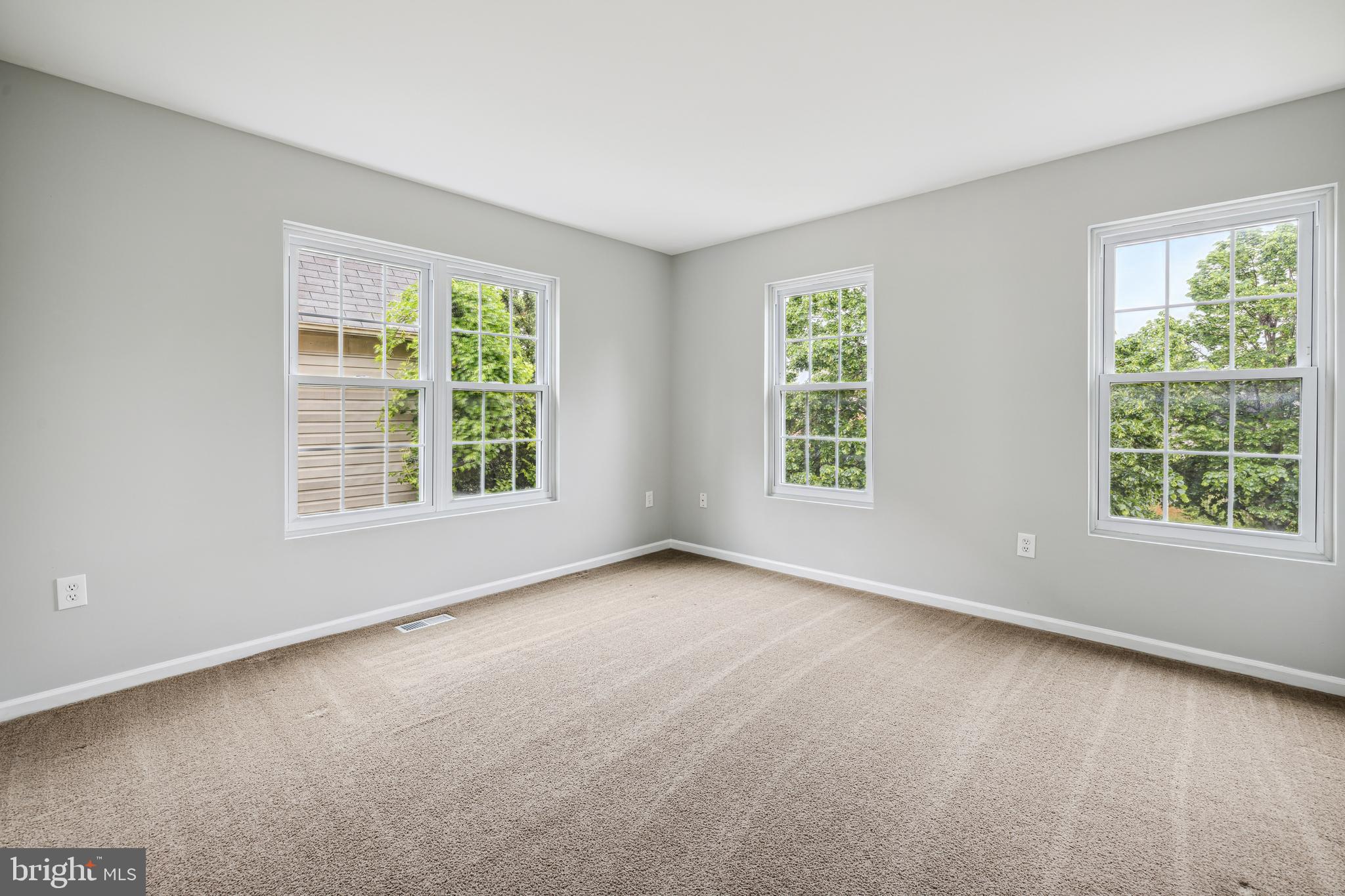 SENECA CROSSING - Residential