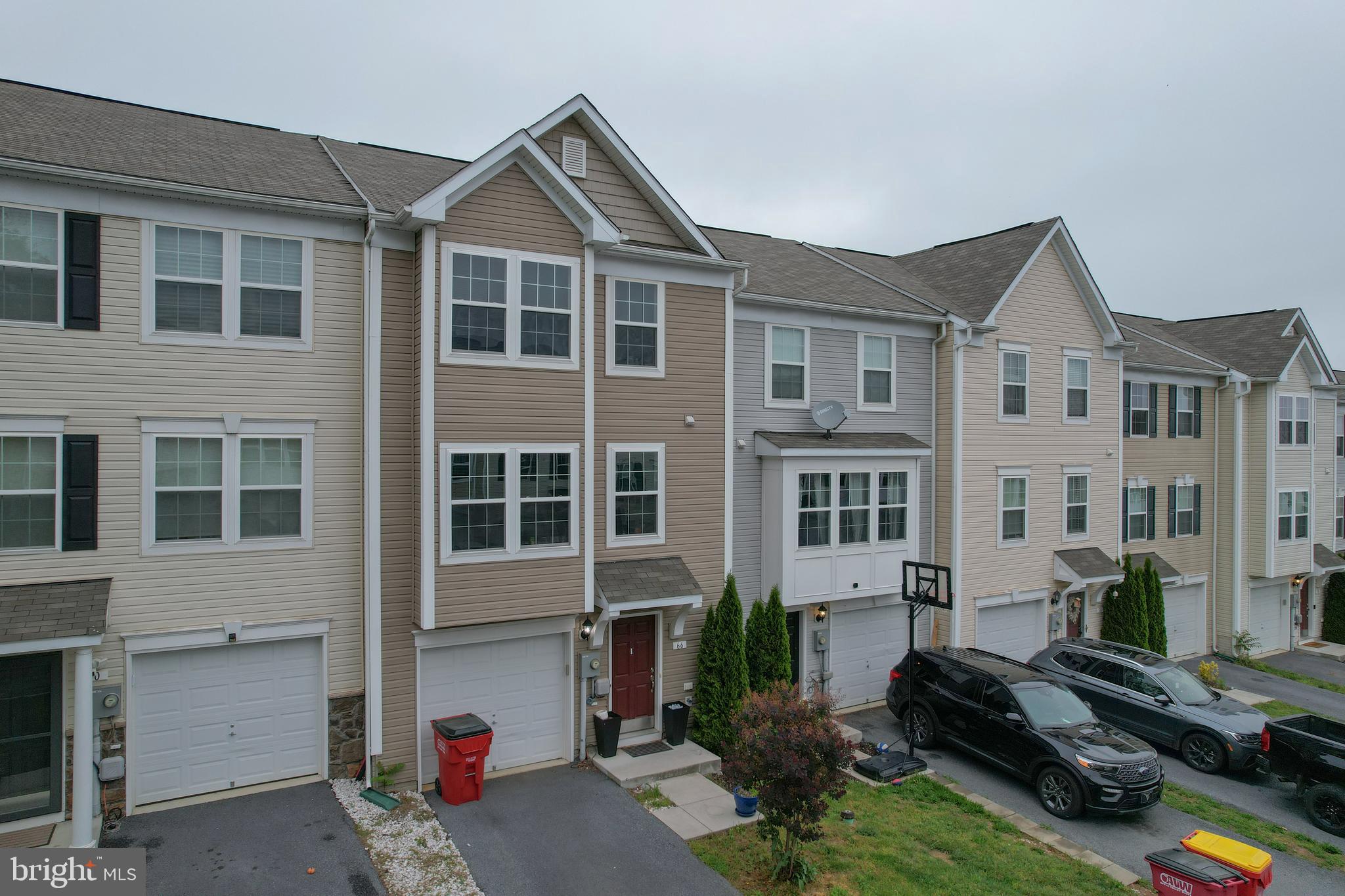 STONEBROOK VILLAGE - Residential