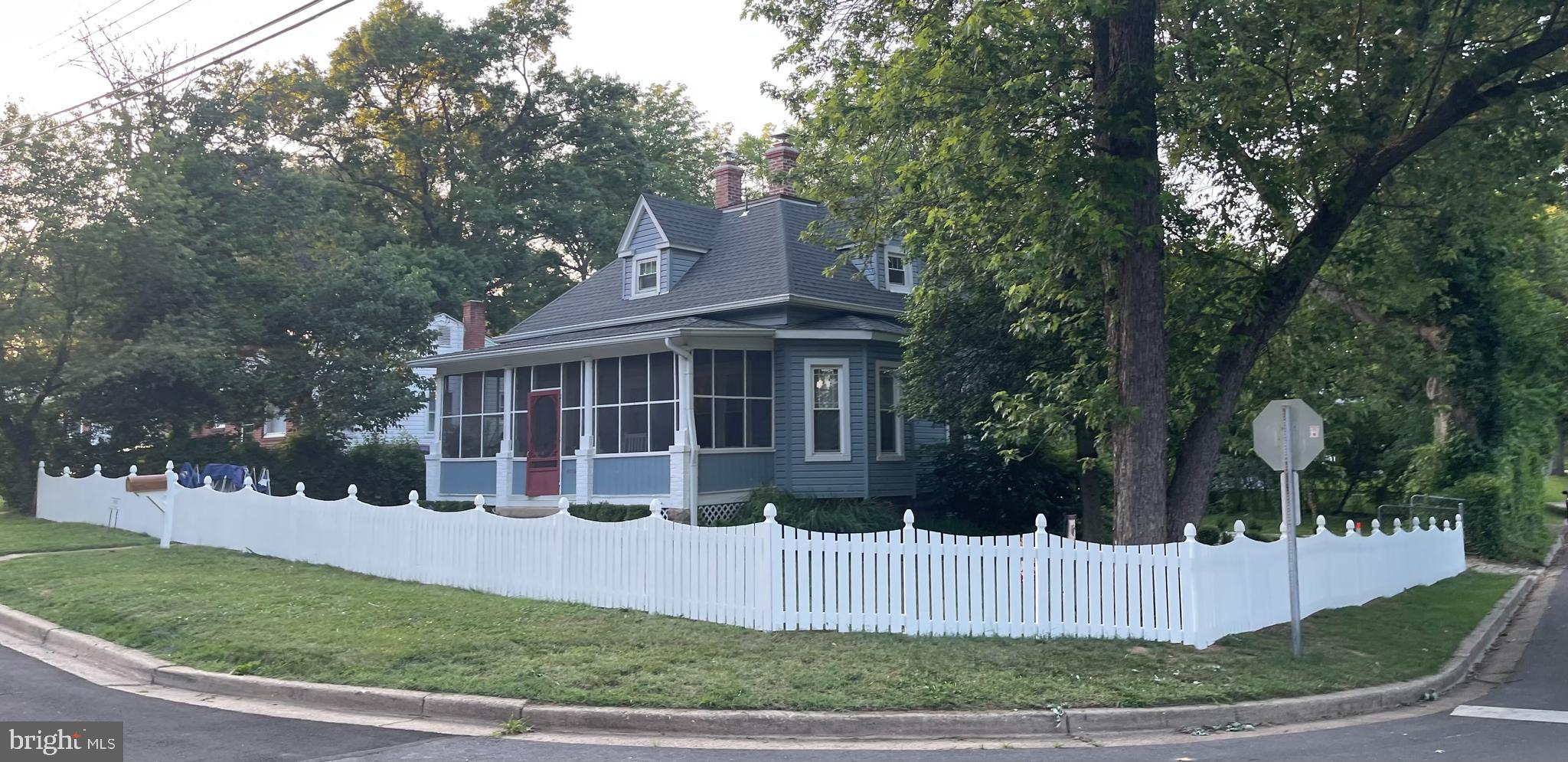 DANIELS PARK - Residential