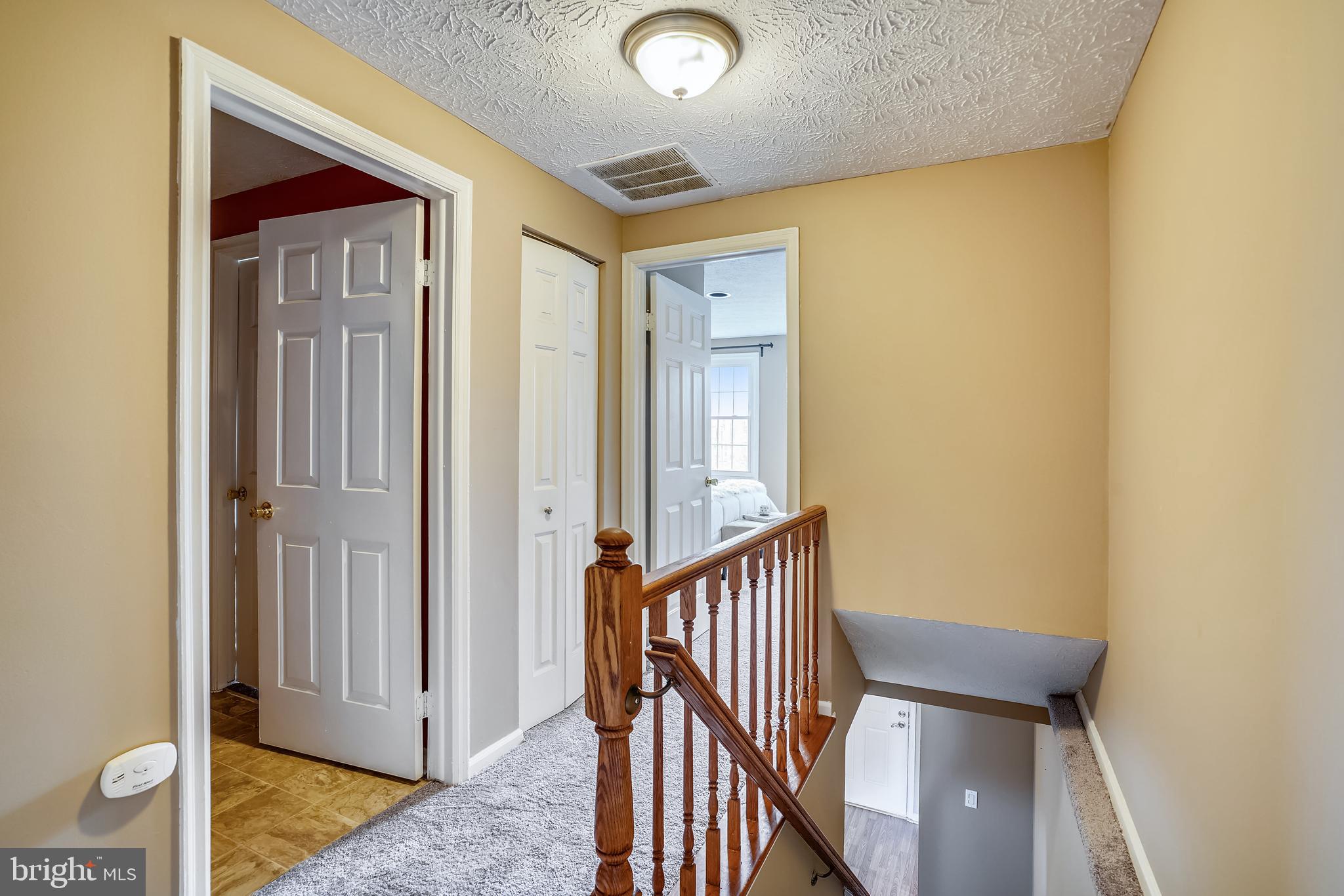 SADDLE CREEK - Residential