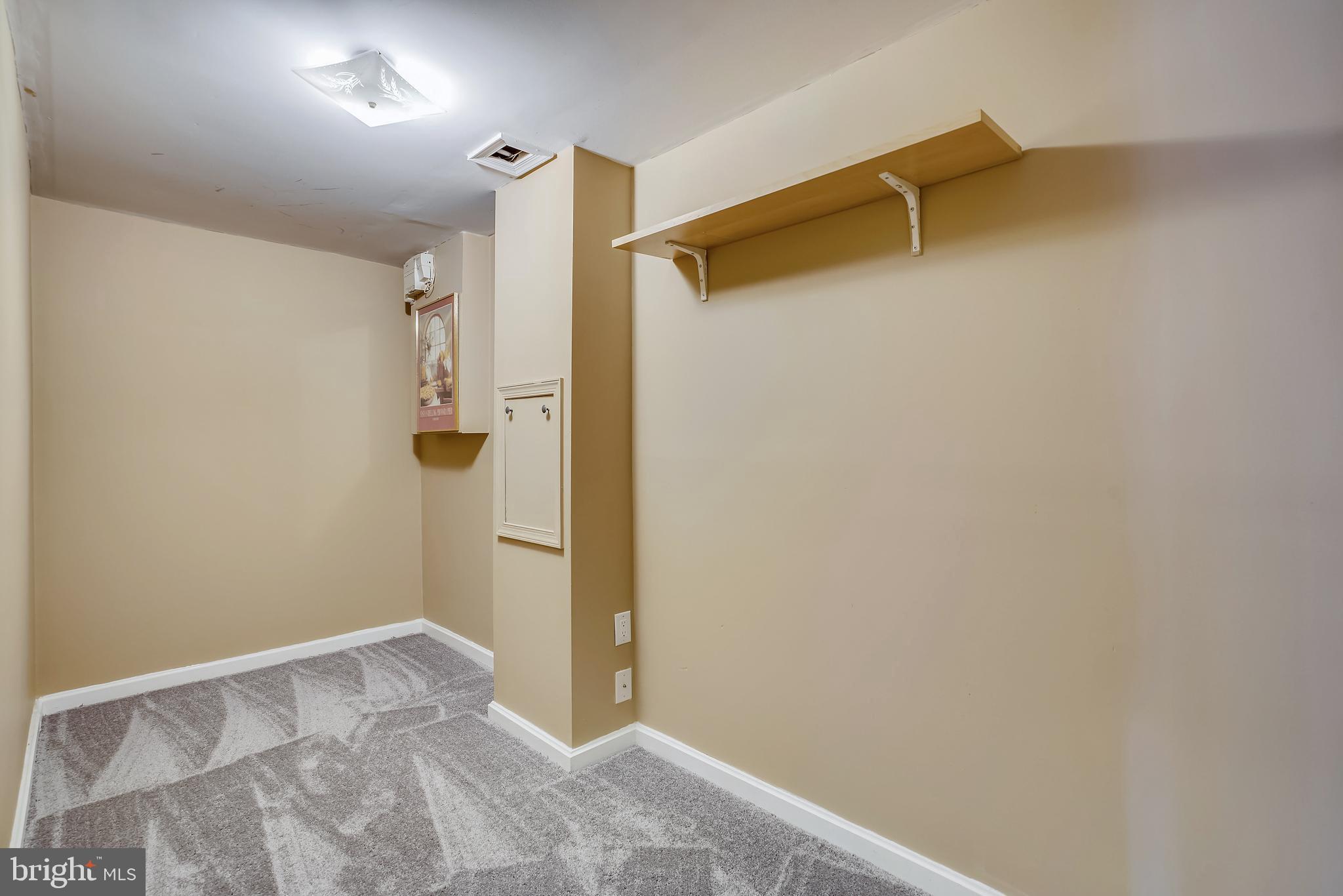 SADDLE CREEK - Residential