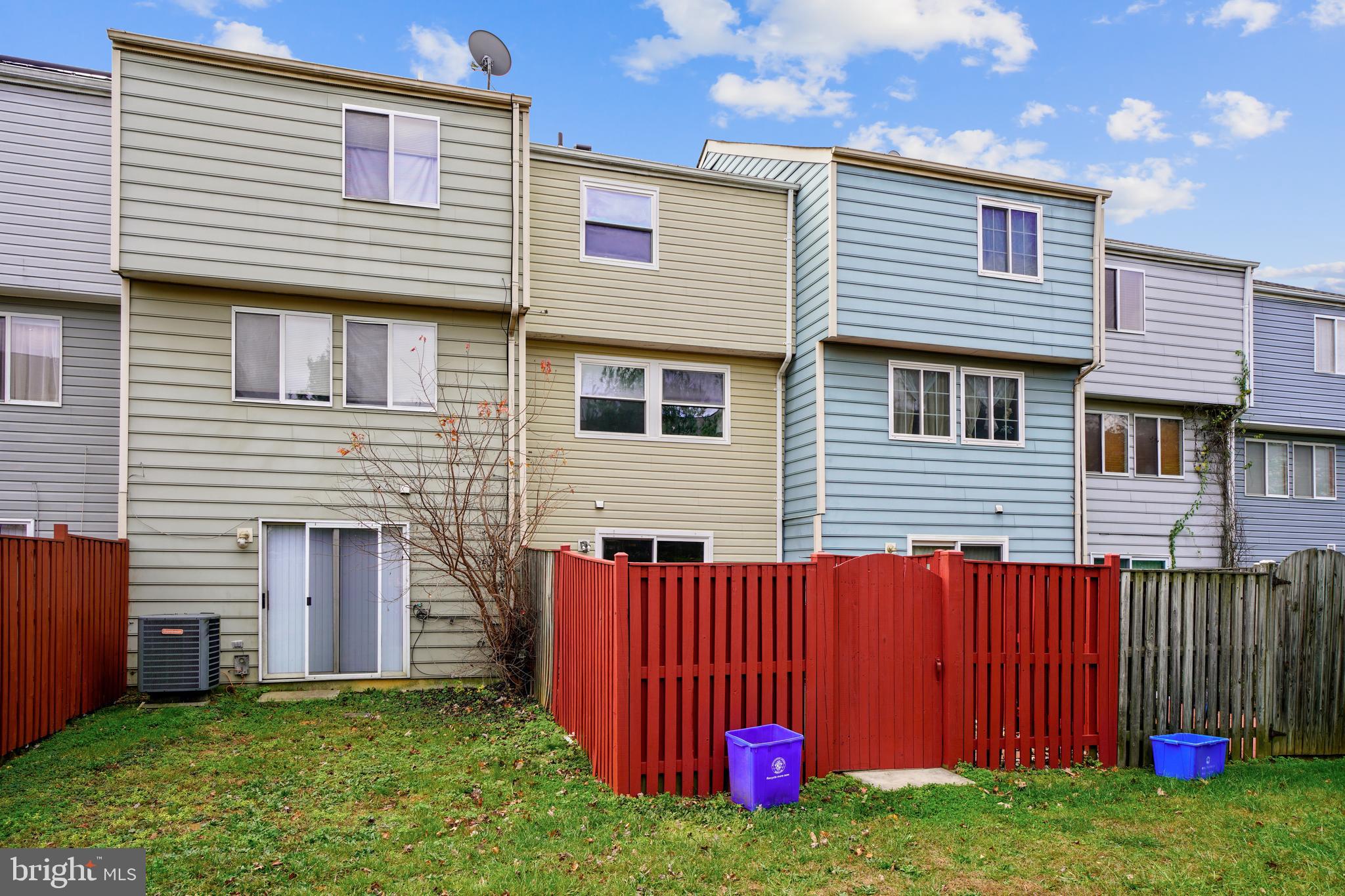 SADDLE CREEK - Residential