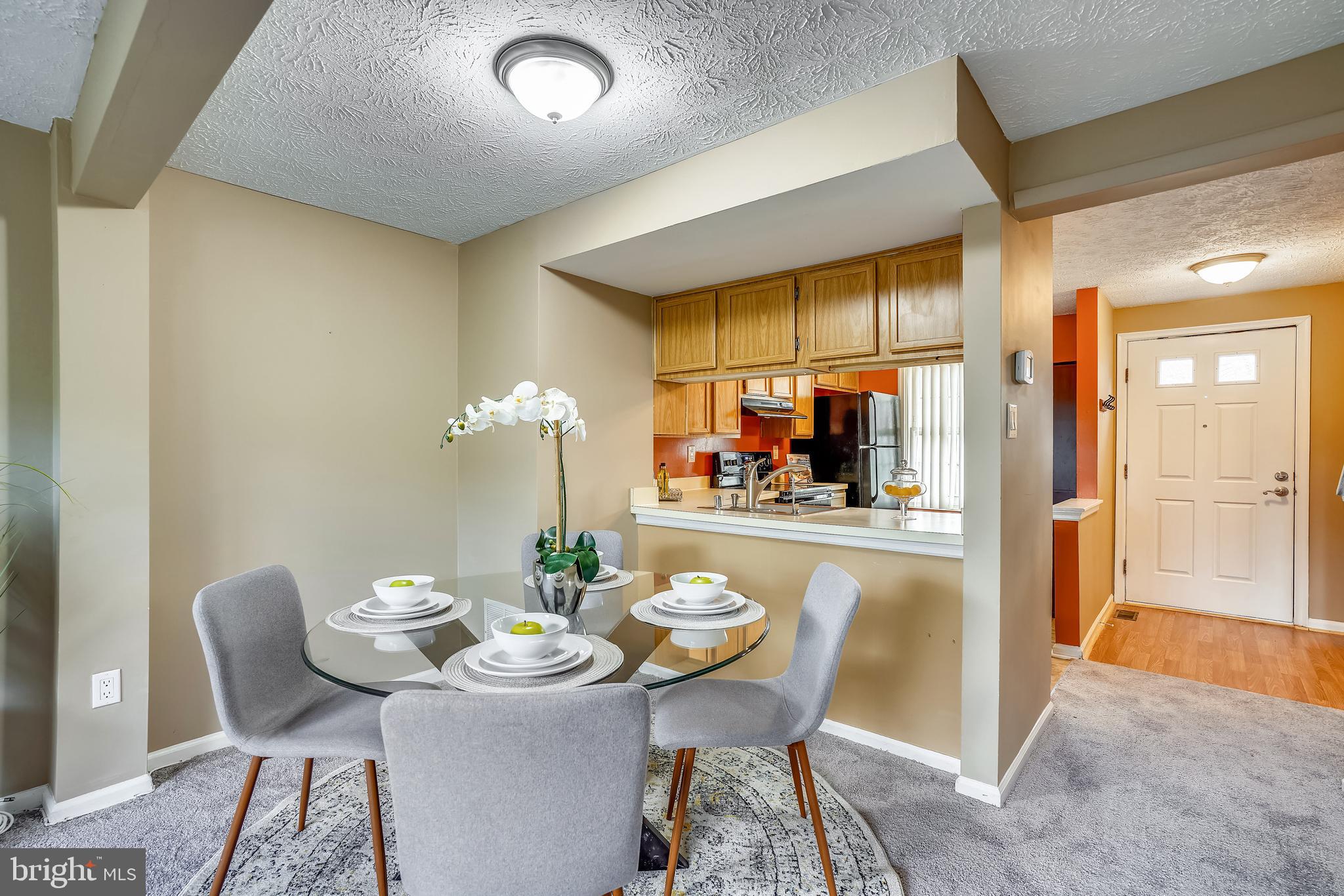 SADDLE CREEK - Residential