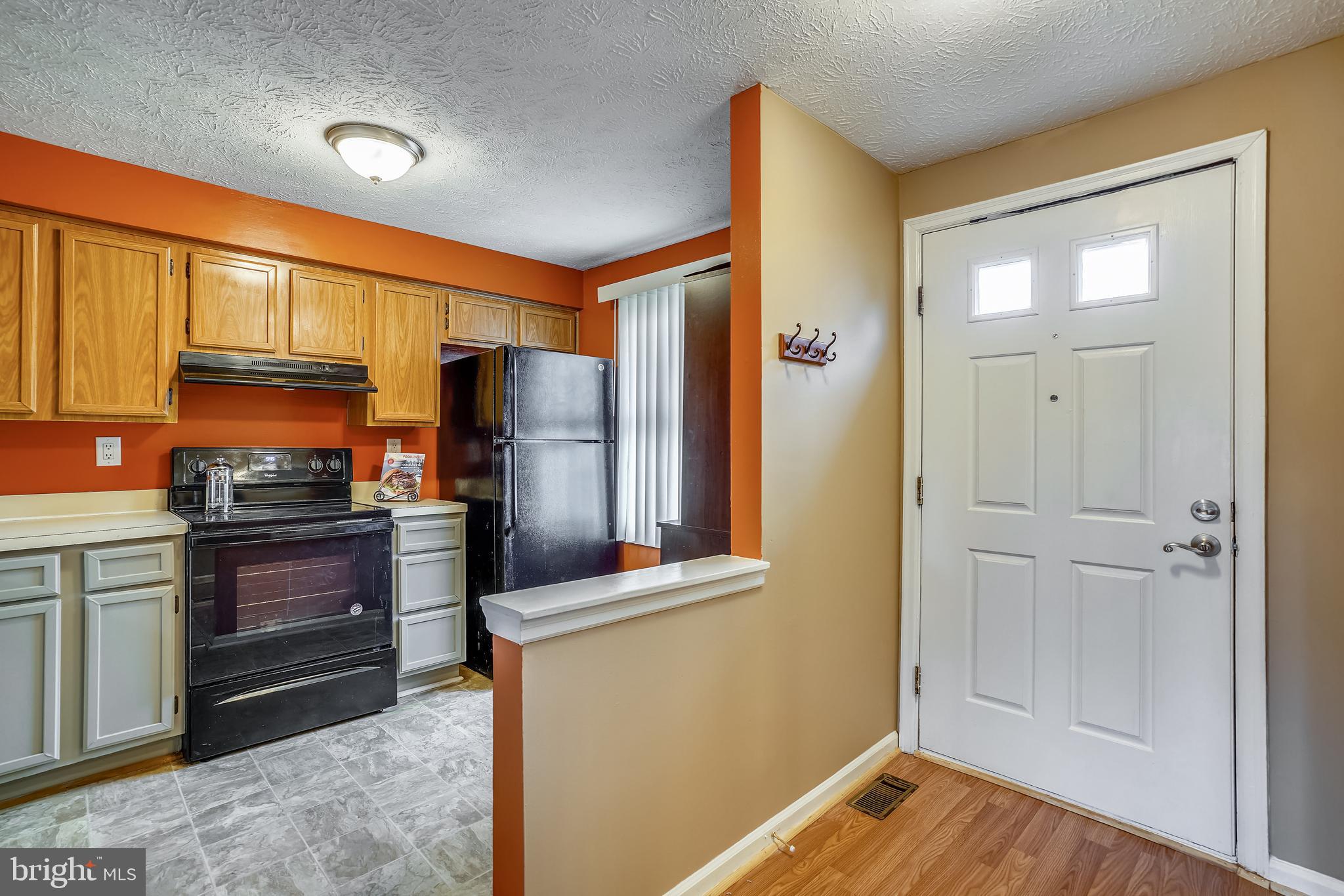 SADDLE CREEK - Residential