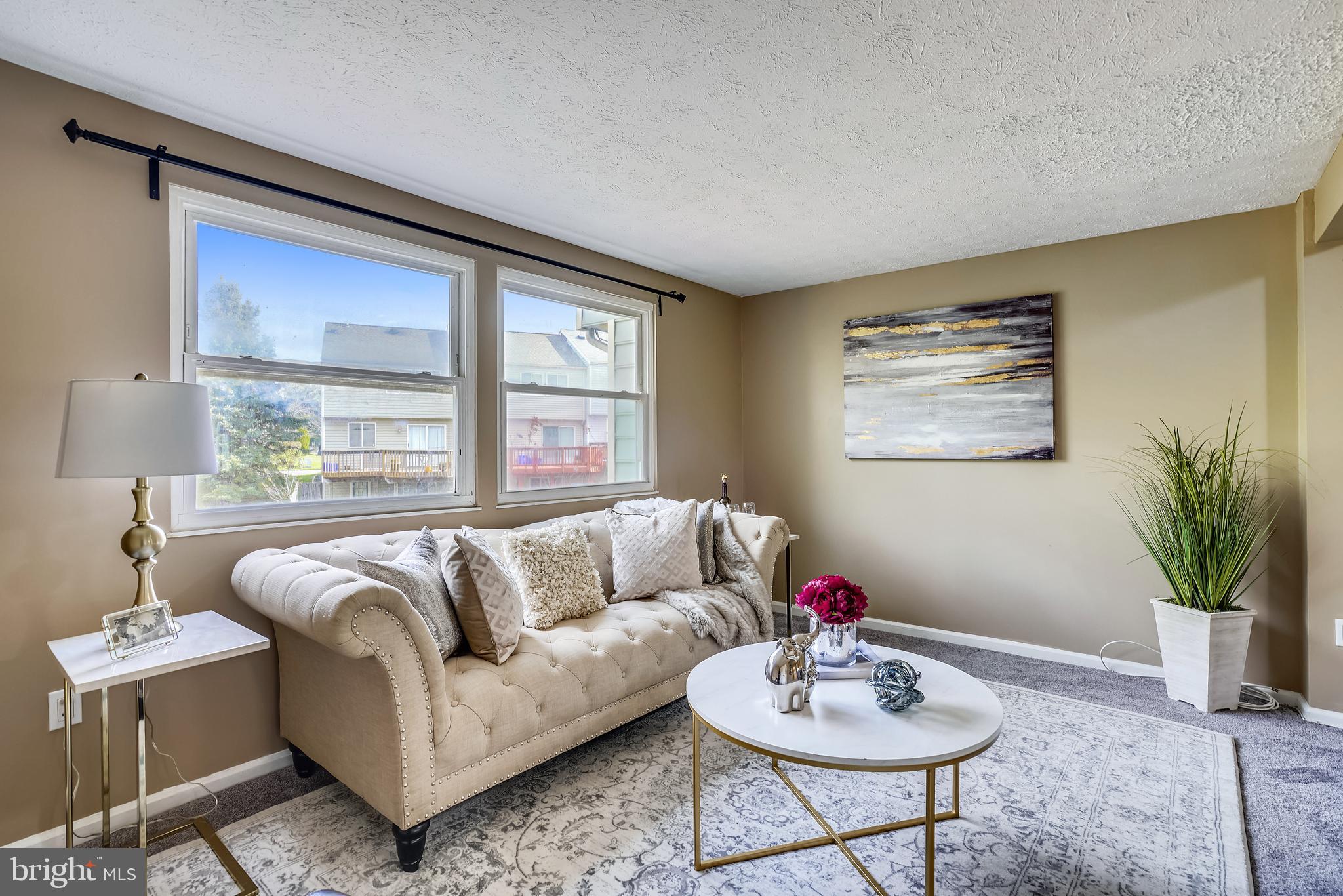 SADDLE CREEK - Residential